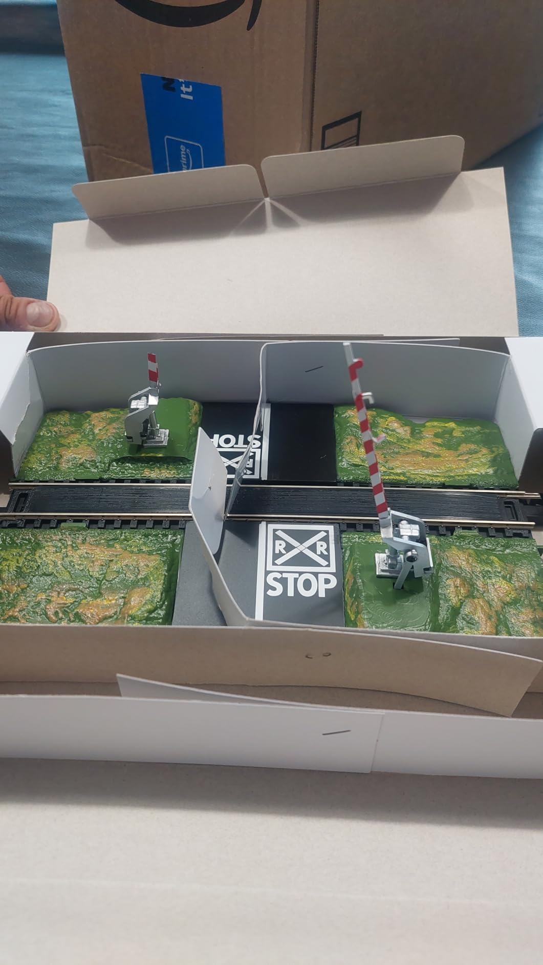 Bachmann Trains E-Z TRACK CROSSING GATE - HO Scale Medium customer photo 2