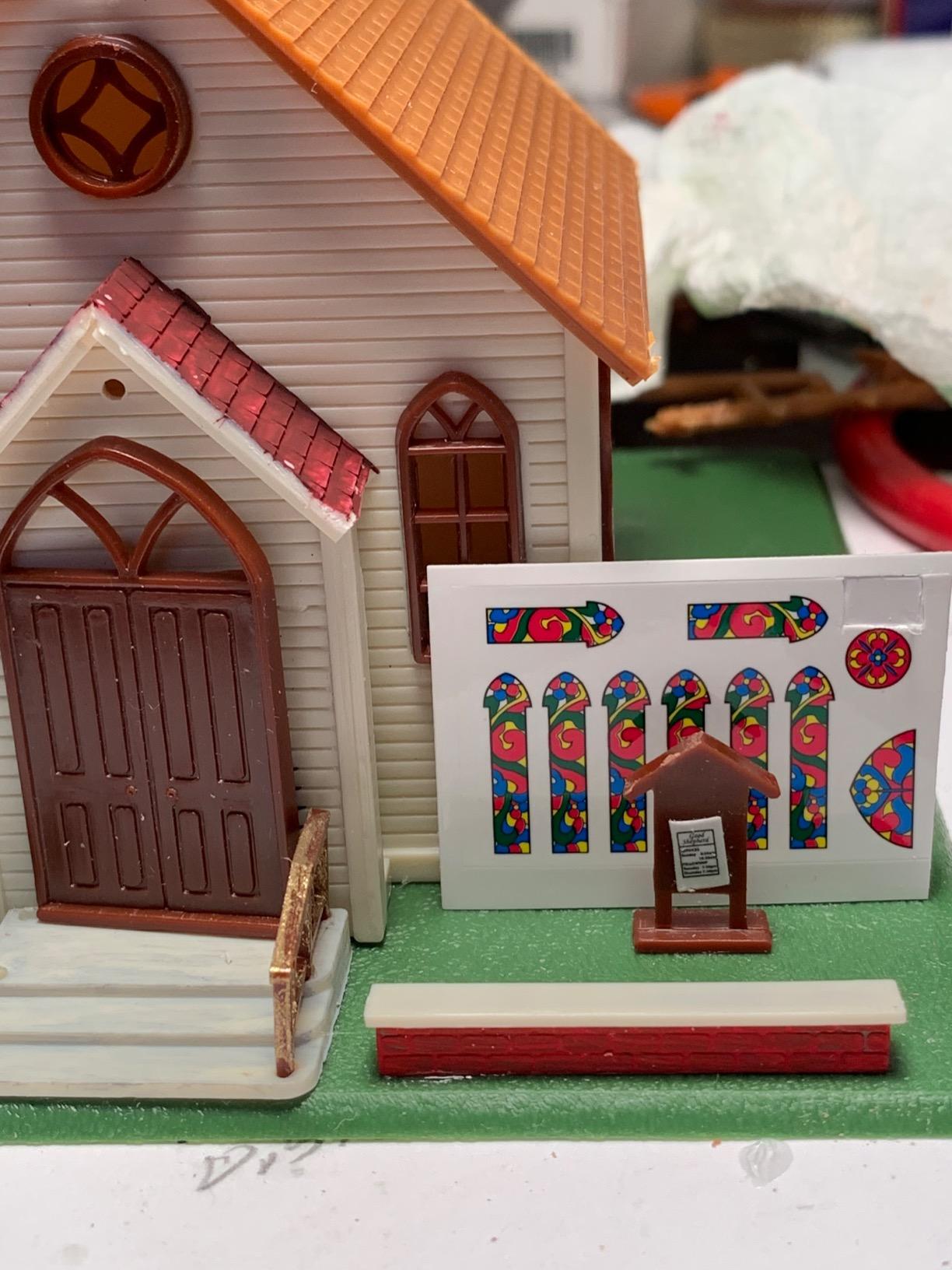 Life-Like Trains HO Scale Building Kits - Town Church customer photo 1