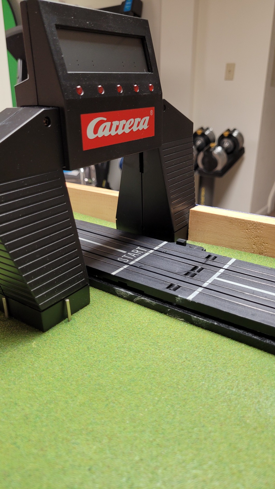 Carrera 71590 Electronic Lap Counter, for use with GO 1/43 and Evolution 1/32 customer photo 1