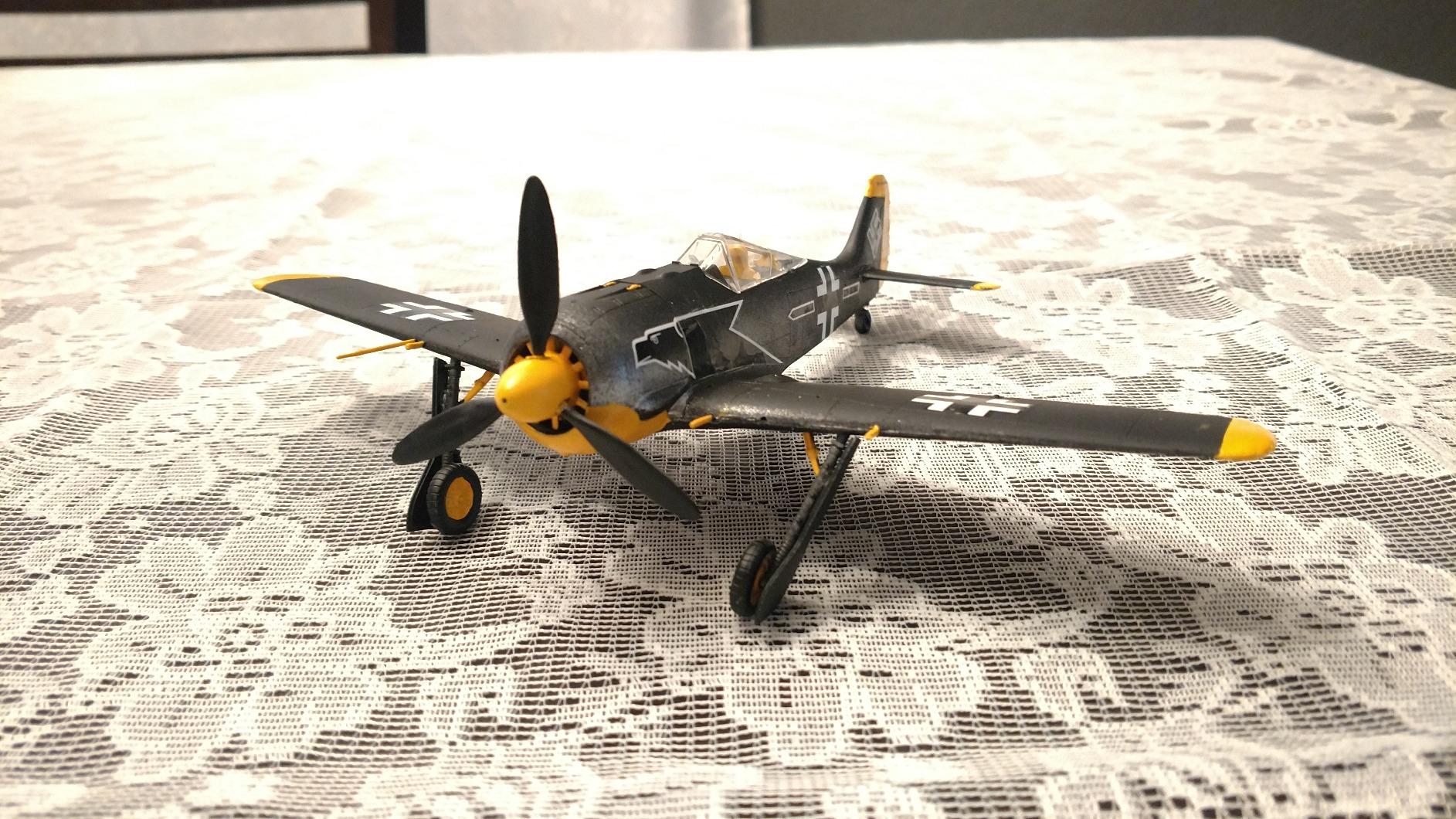 TAMIYA 1/48 Focke Wulf FW190 A3 Plastic Model TAM61037 Plastic Models Airplane 1/48 customer photo 2