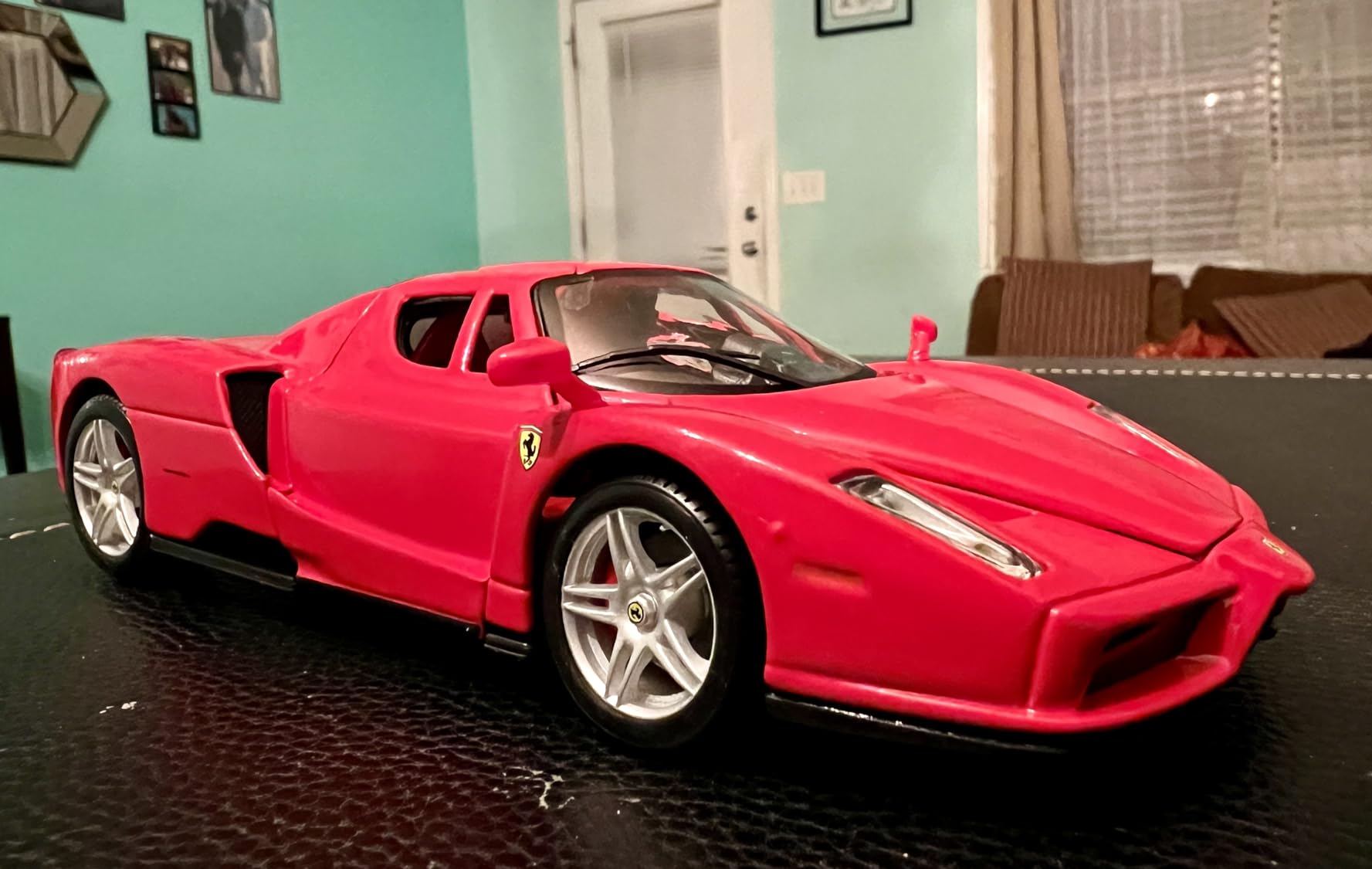 1:24 Scale Assembly Line Ferrari Enzo Diecast Model Kit customer photo 1