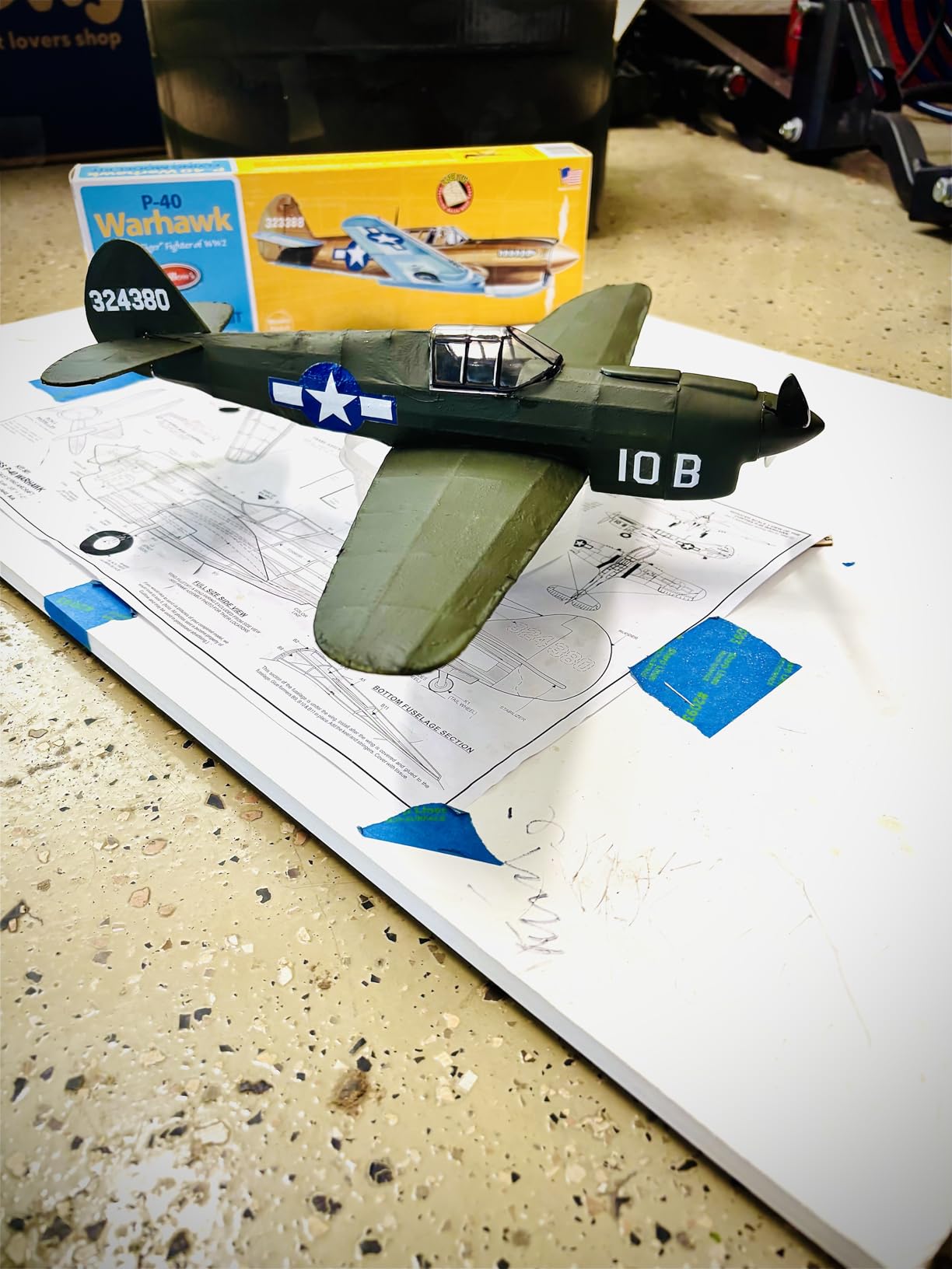 Guillow's Guillow Curtiss P-40 Warhawk customer photo 1