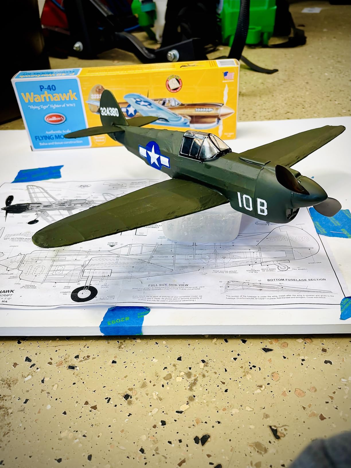 Guillow's Guillow Curtiss P-40 Warhawk customer photo 2