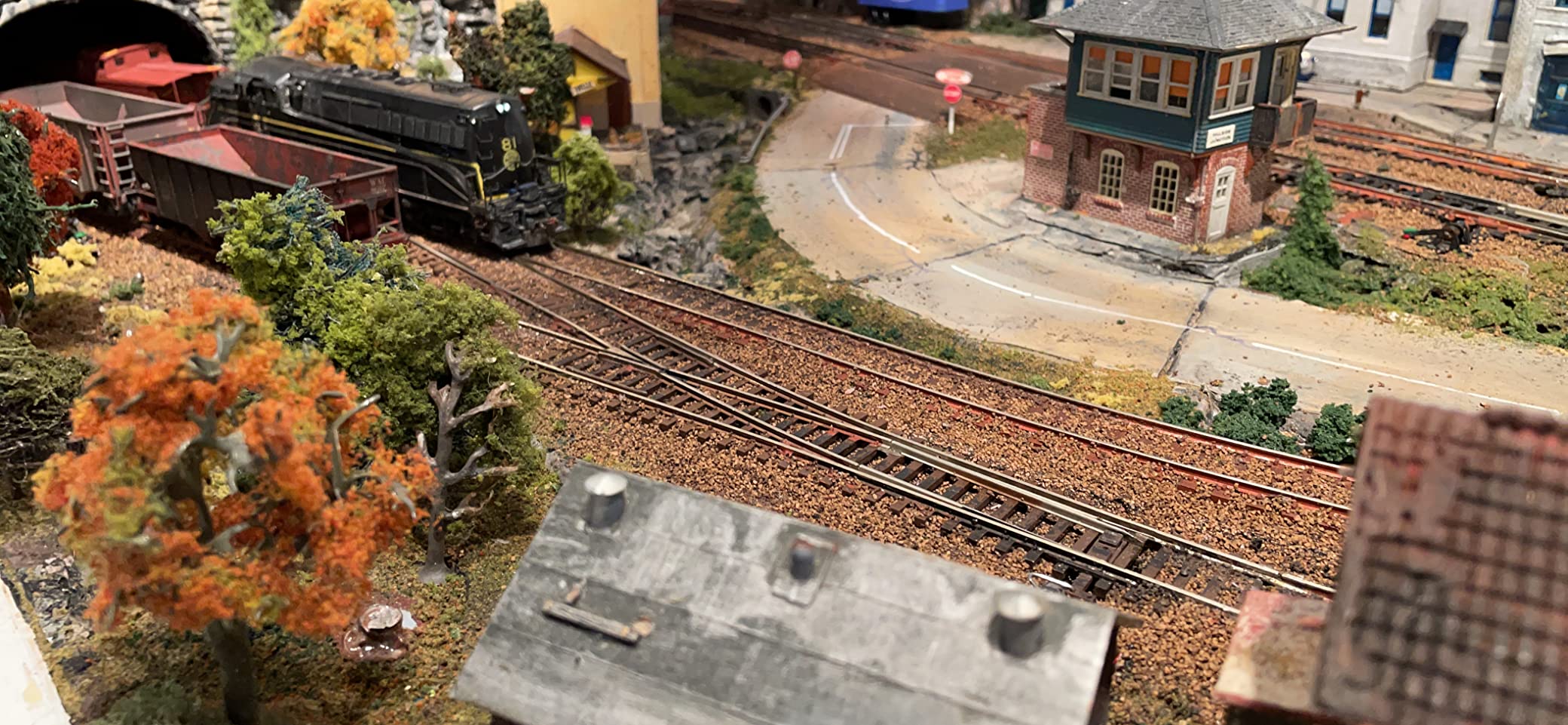 Code 83 Nickel Silver #4 Custom-Line Turnout Right HO Scale Atlas Trains customer photo 1