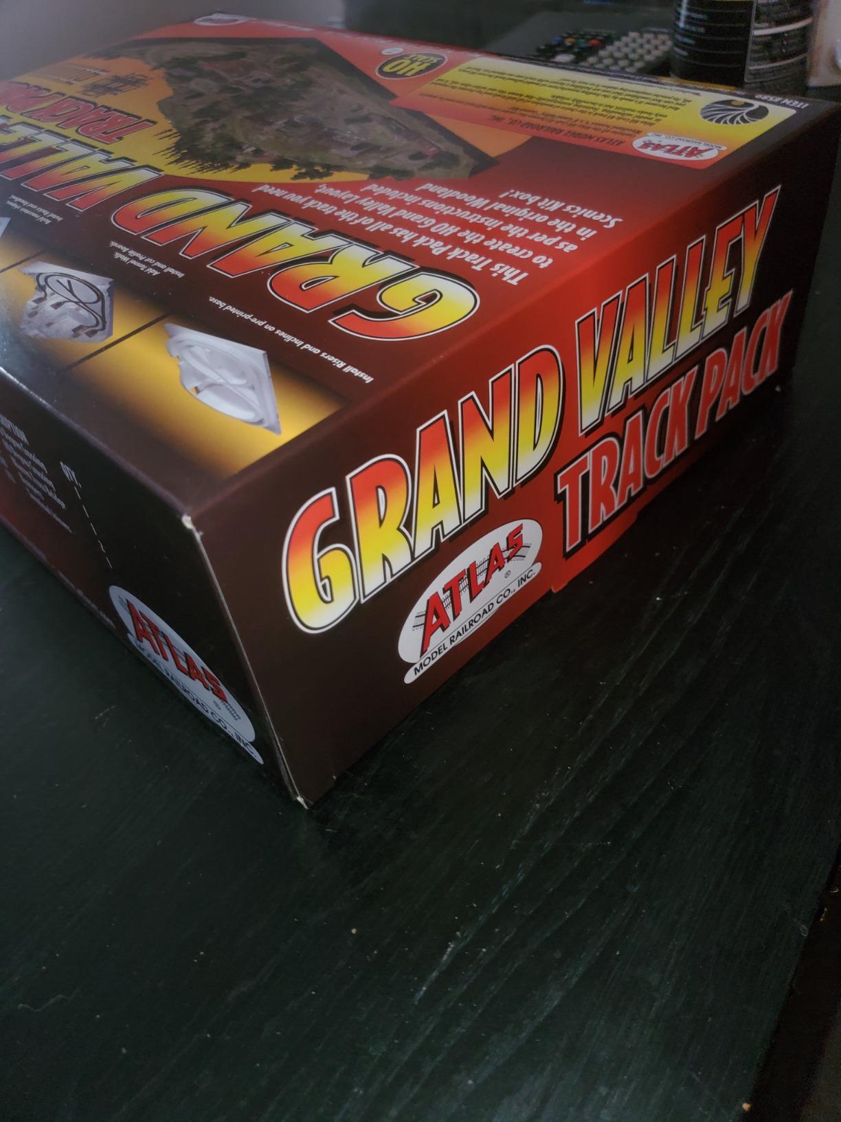 HO Grand Valley Track Pack customer photo 11