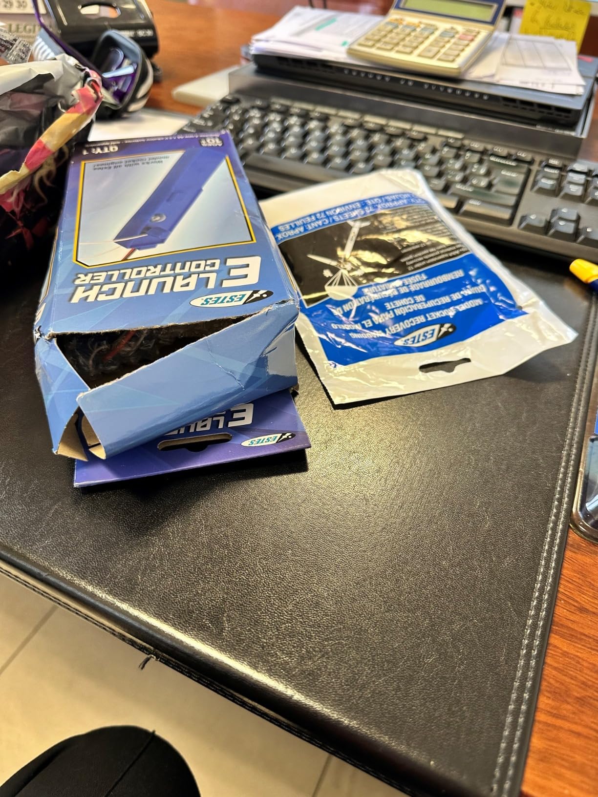 Estes 2230 E Launch Controller, Flying-Rocket-Model Launch Controller, Rocket Model Kit Accessories for Ages 10+ customer photo 2