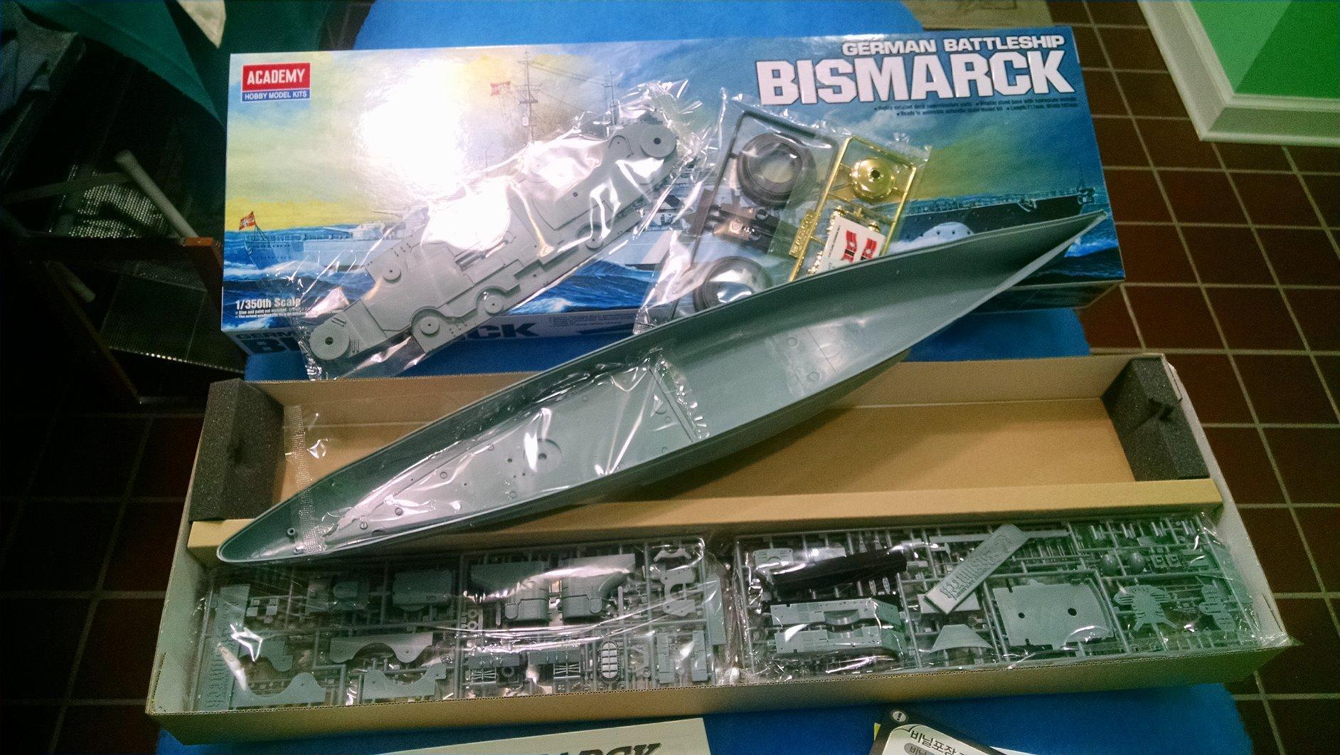 Academy German Battleship Bismarck Model Kit, Navy customer photo 2