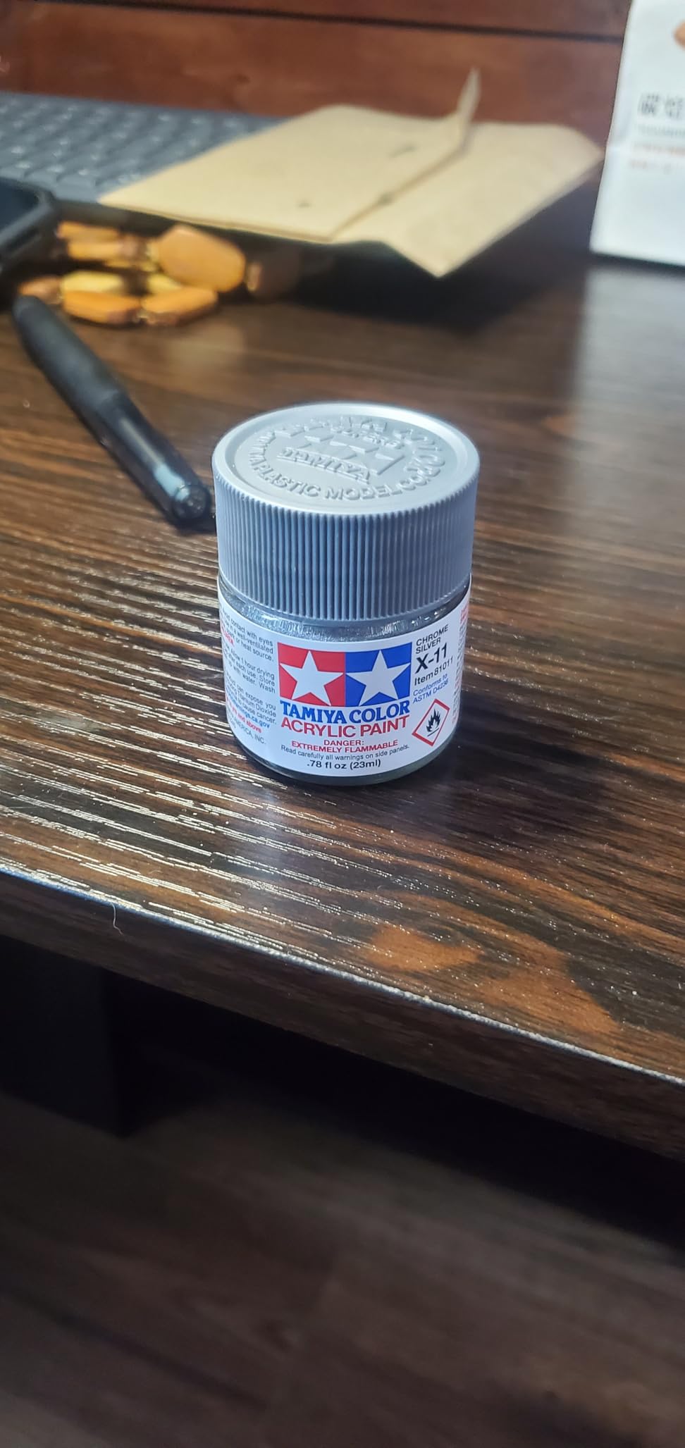 Tamiya America, Inc Acrylic X11 Gloss, Chrome Silver, TAM81011 customer photo 2