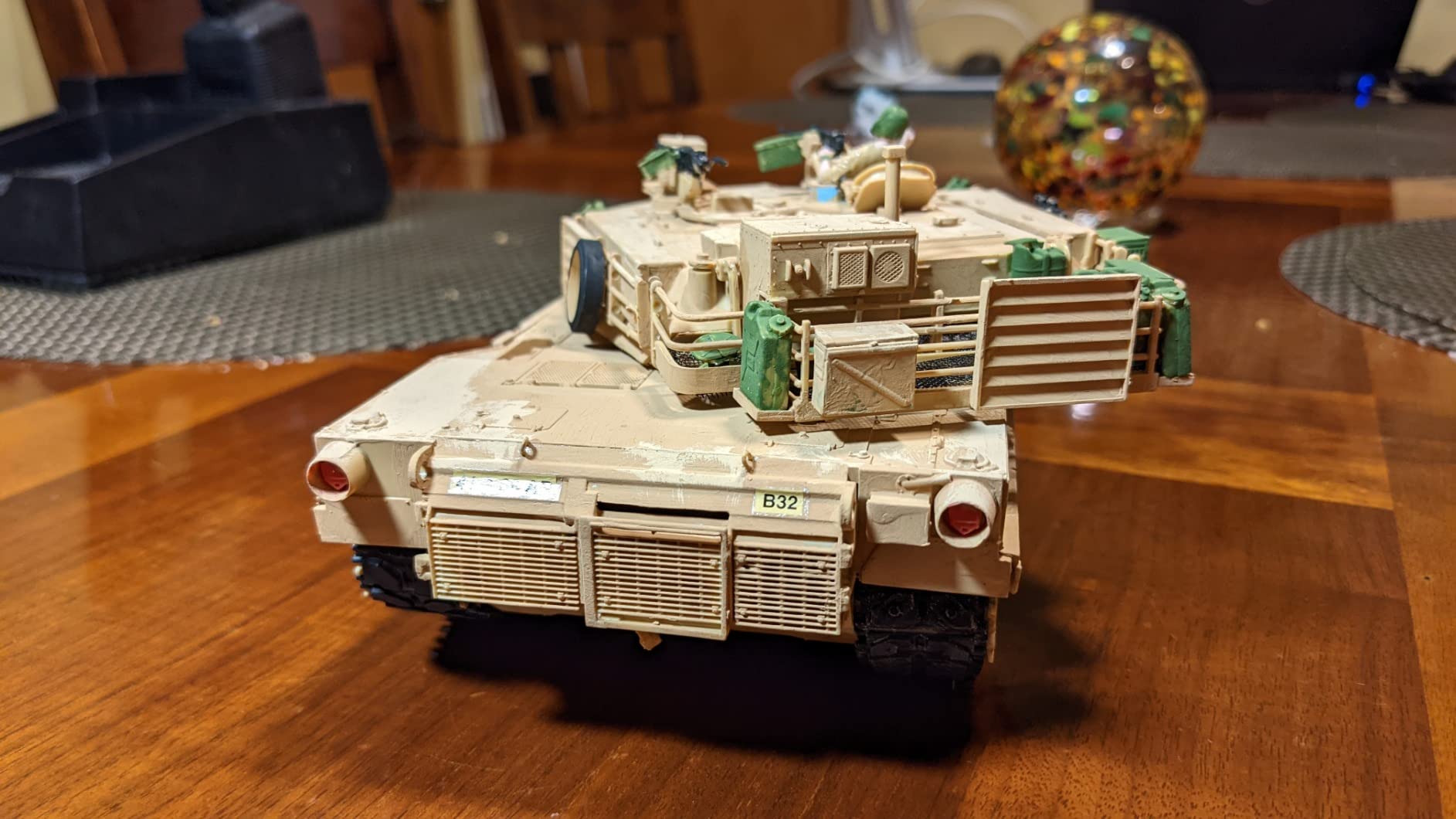 Academy M1A1 Abrams Iraq 2003 1/35 Model Kit customer photo 2