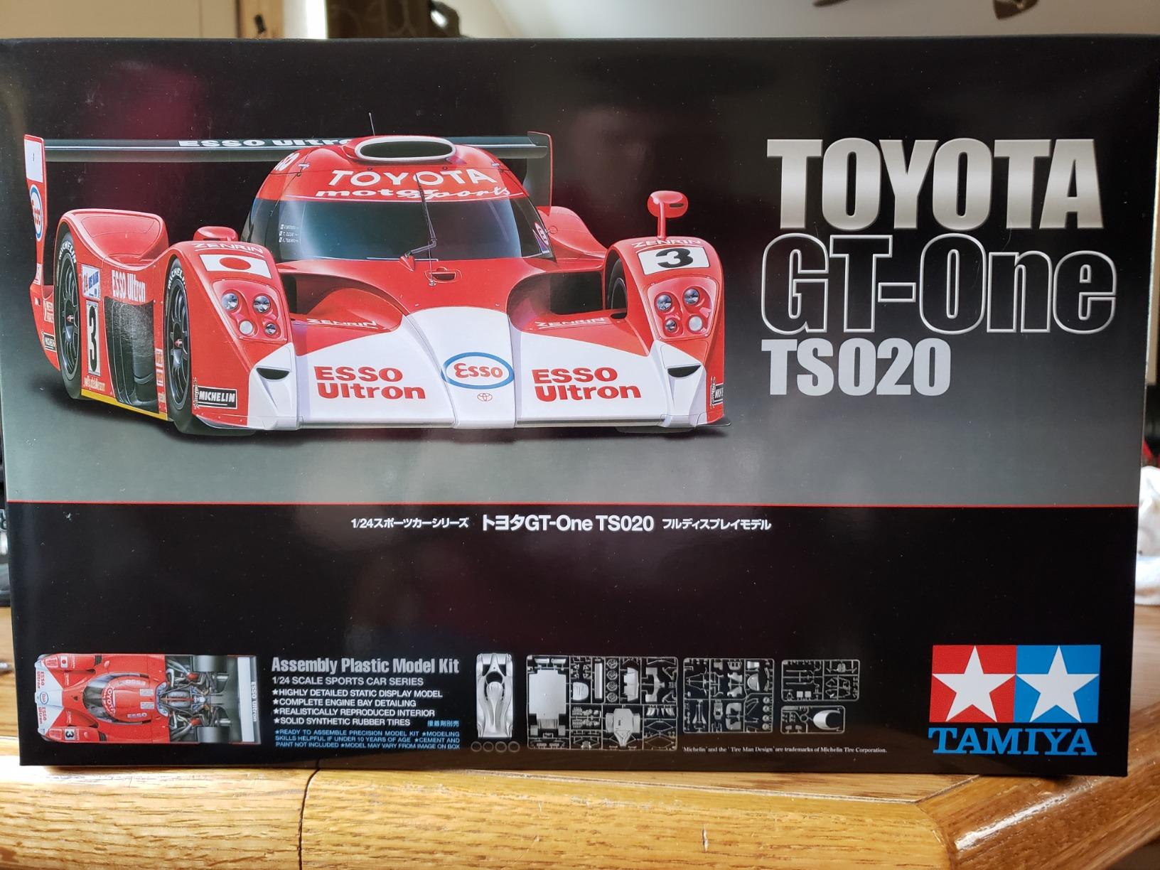 Tamiya 300024222-1:24 Toyota GT-One TS-020 Lemans '99 customer photo 1