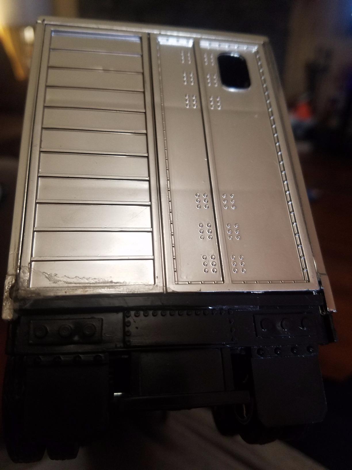 1/43 D/C Kenworth W900 Pot Belly Livestock Trailer customer photo 2