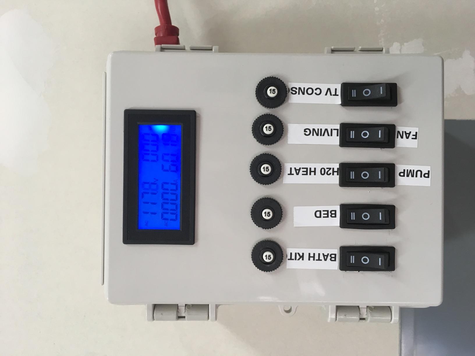 Blue Sea Systems 7056 Push Button Reset Only Quick Connect Circuit Breaker, 15 Amp customer photo 2