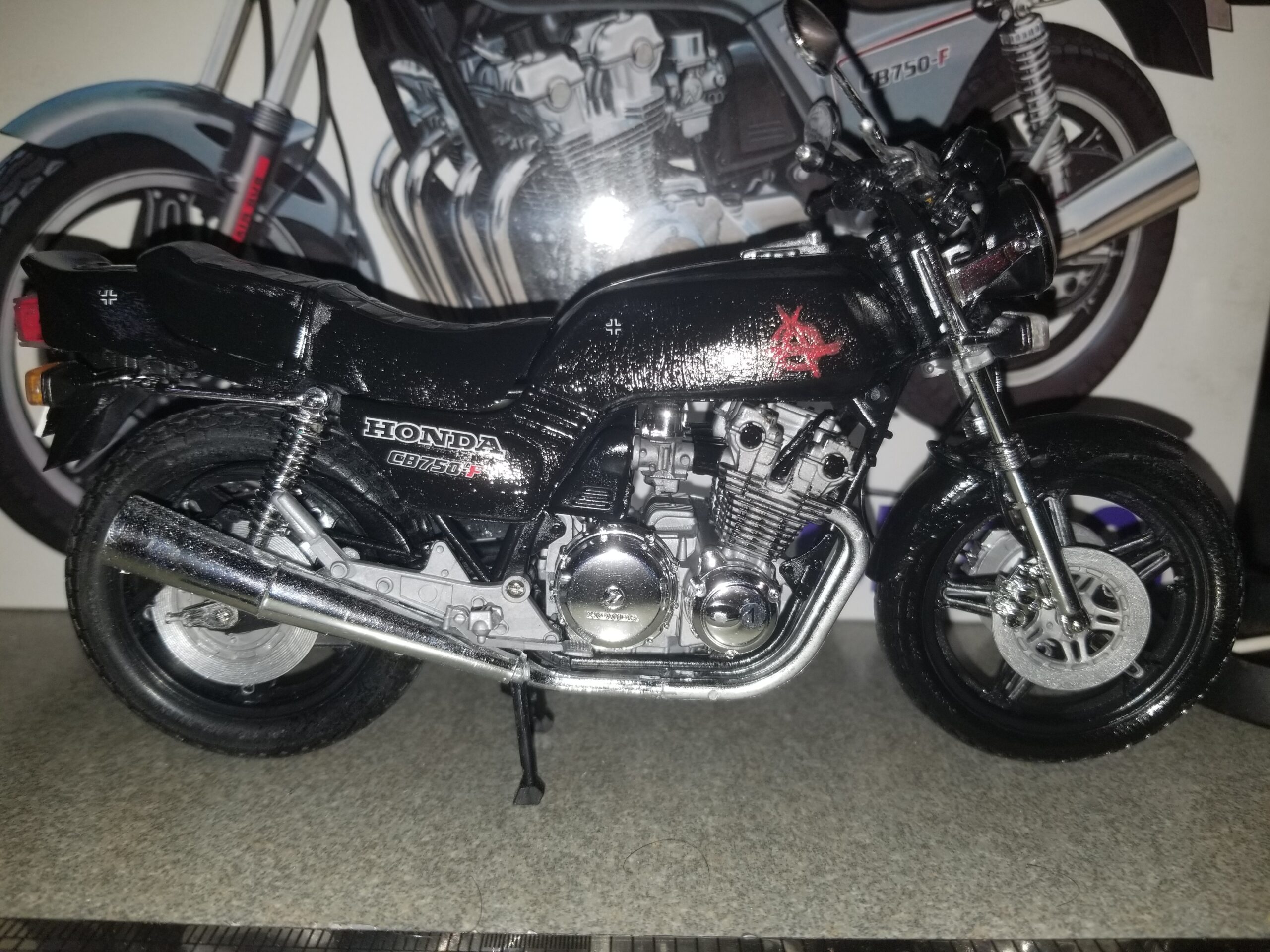 Tamiya Honda CB750F Motorcycle 1:12 Plastic Model Kit customer photo 1