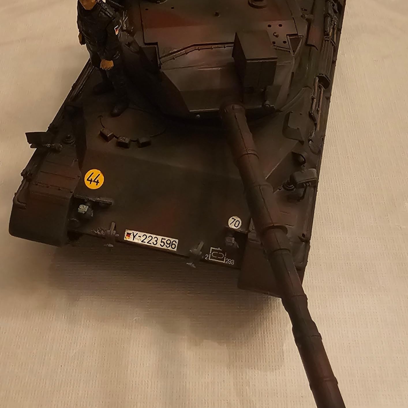 Tamiya Plastic Model 1: 35 300035112 German Army Leopard 1 A4 customer photo 2