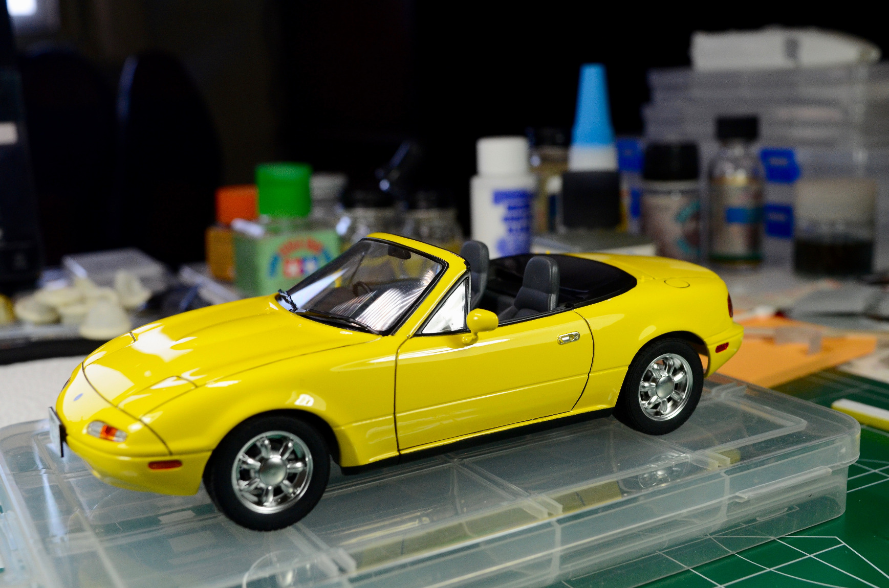 Tamiya 24085 1/24 Mazda Eunos Roadster customer photo 1