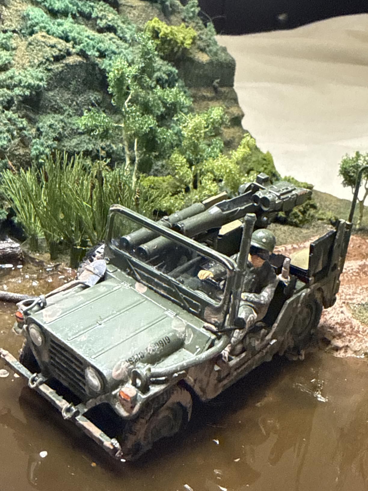 Tamiya 1/35 US M151A2 W/Tow Missile Launcher customer photo 1