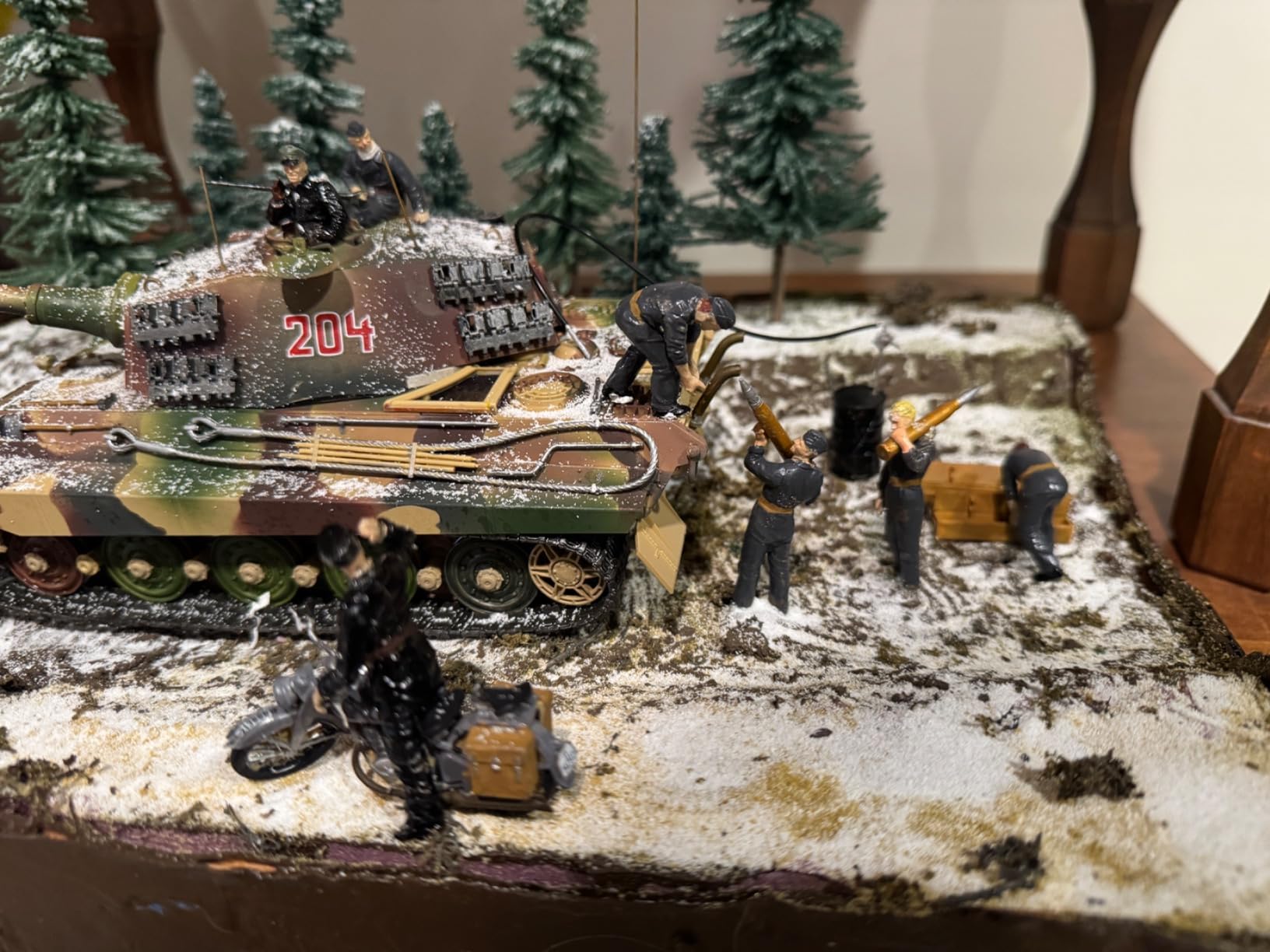 Tamiya Models German Tank Loading Crew Set customer photo 1