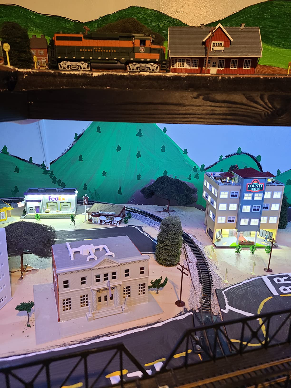 Life-Like Trains HO Scale Building Kits - Fire House customer photo 1