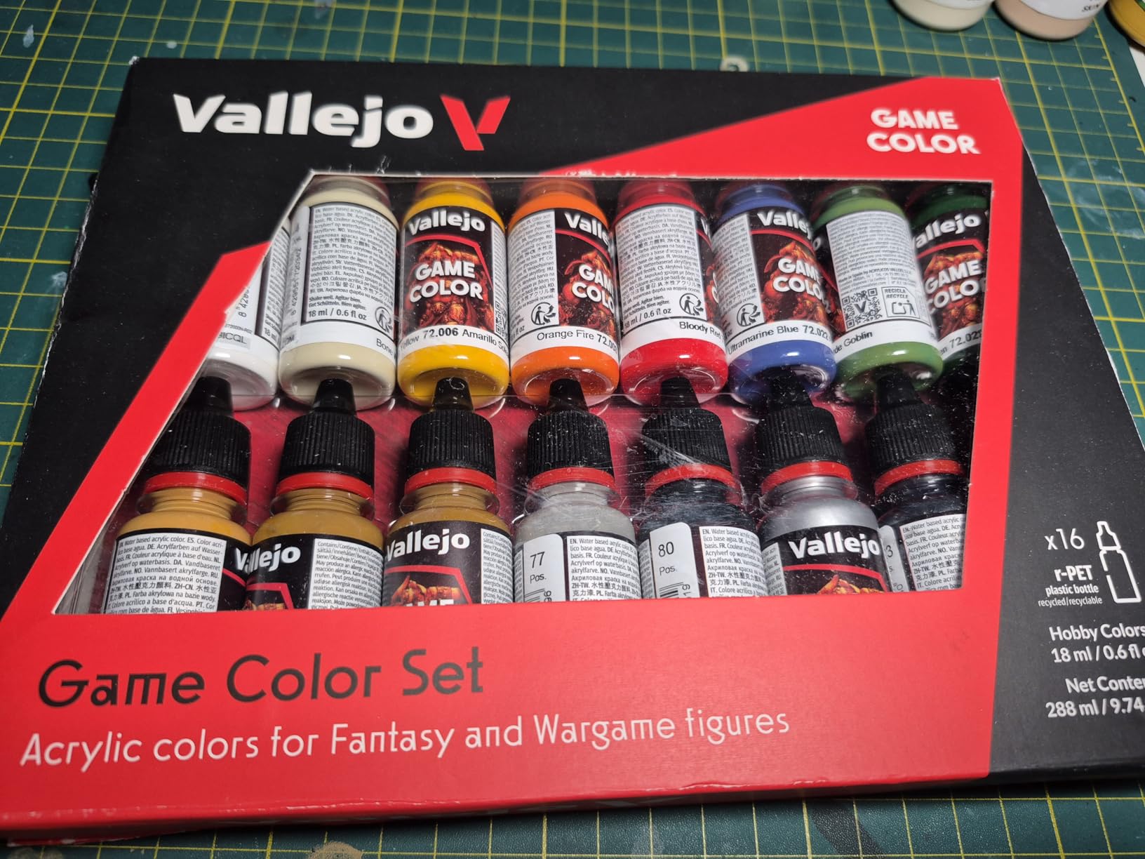 Vallejo - Game Color Introduction Set | Starter Set for Fantasy and Wargame Figures | 16 Bottles x 18 ml (0.60 fl.oz.) customer photo 4