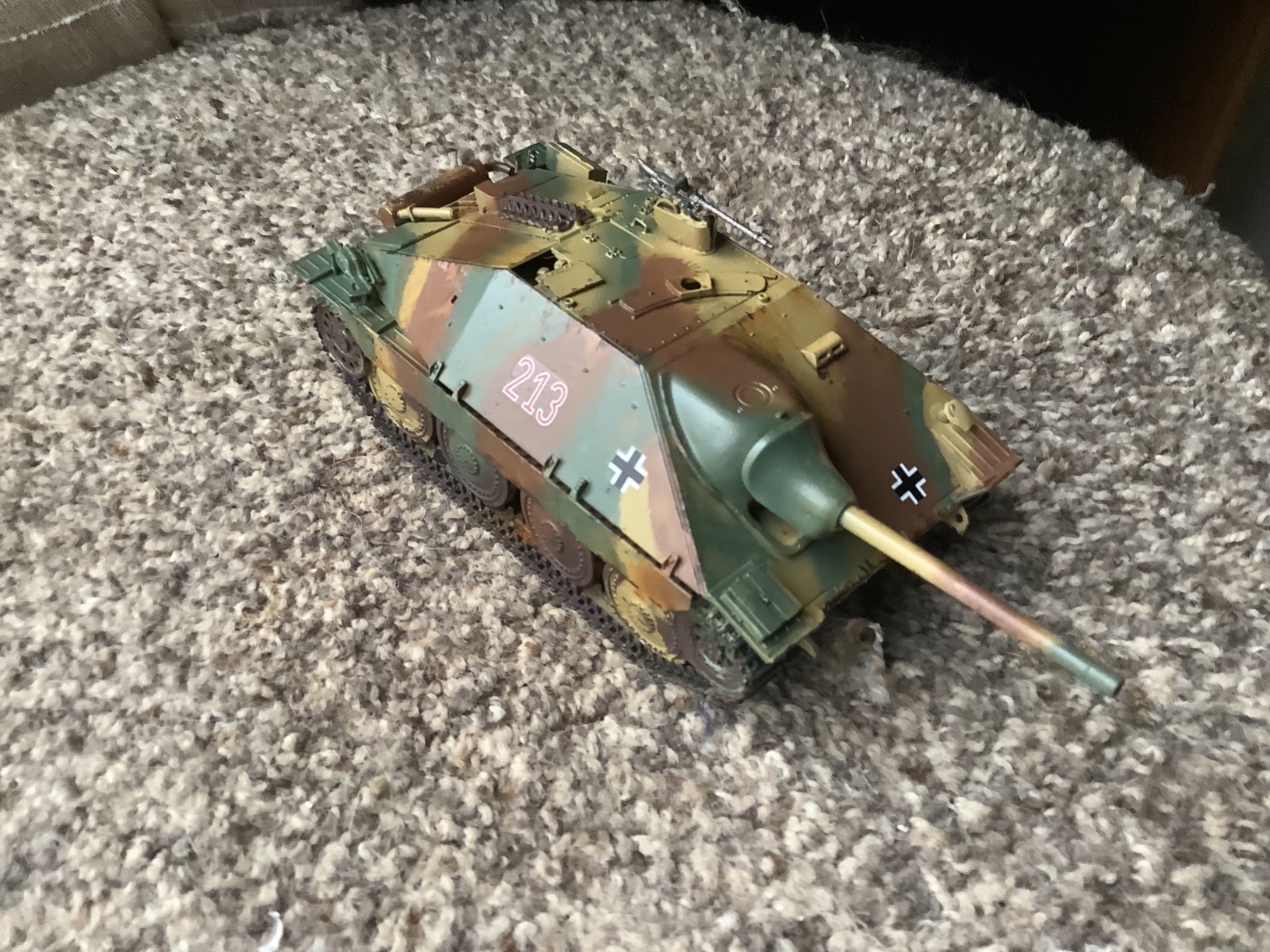 Tamiya 300035285, 1:35 WWII German Tank Destroyer, 38 ton (Hetzer) customer photo 1