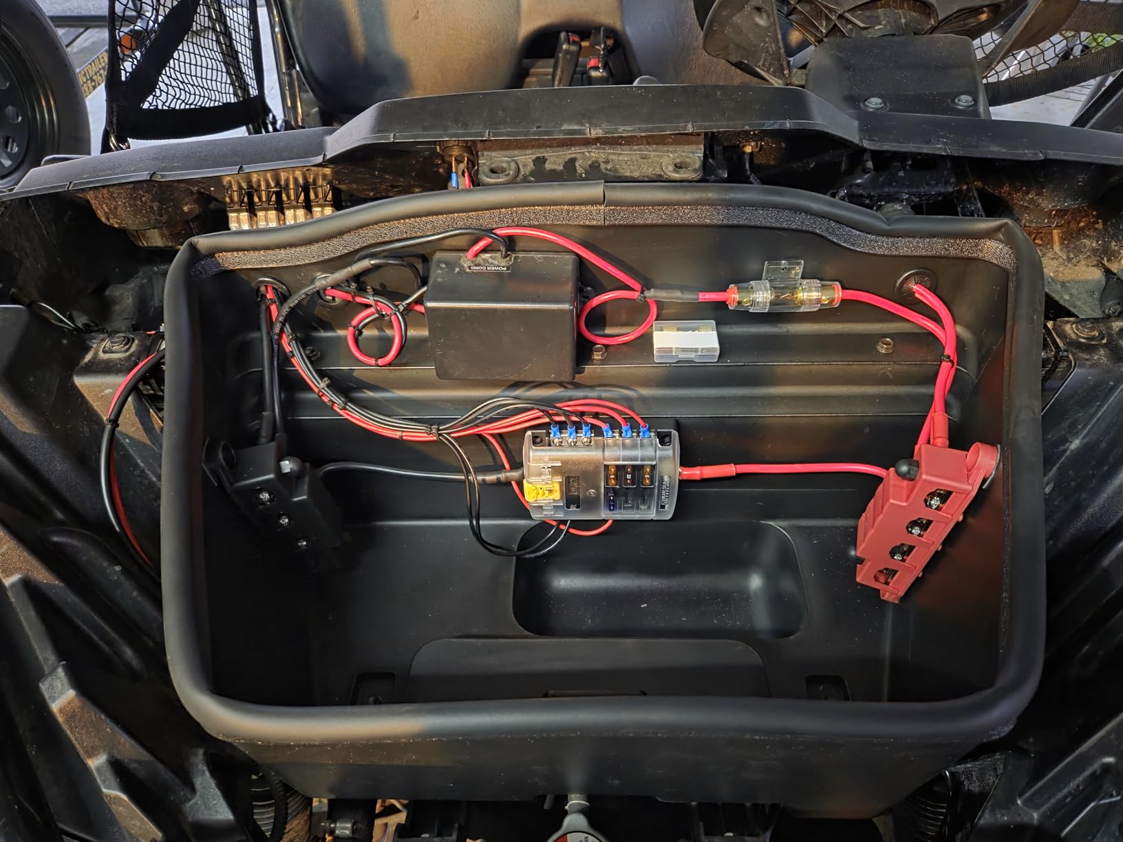 Blue Sea Systems 5025 ST Blade Fuse Block 6 Way Circuits with Negative Bus and Cover, 100 Amps customer photo 2