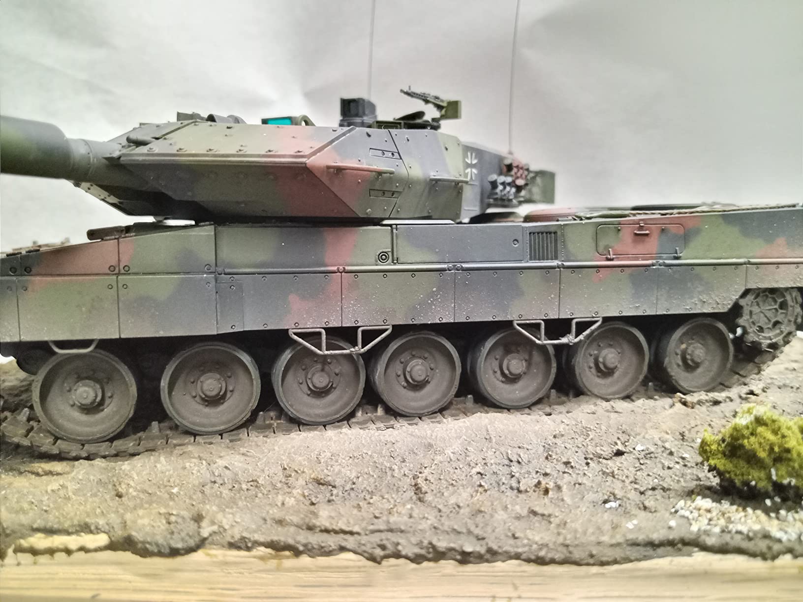 Tamiya 35271 Leopard 2 A6 Main Battle Tank customer photo 1
