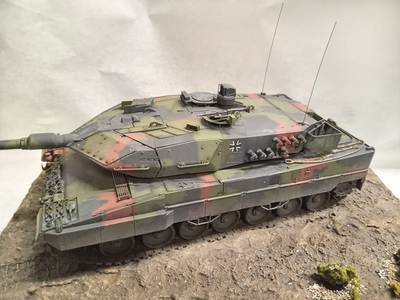 Tamiya 35271 Leopard 2 A6 Main Battle Tank customer photo 2