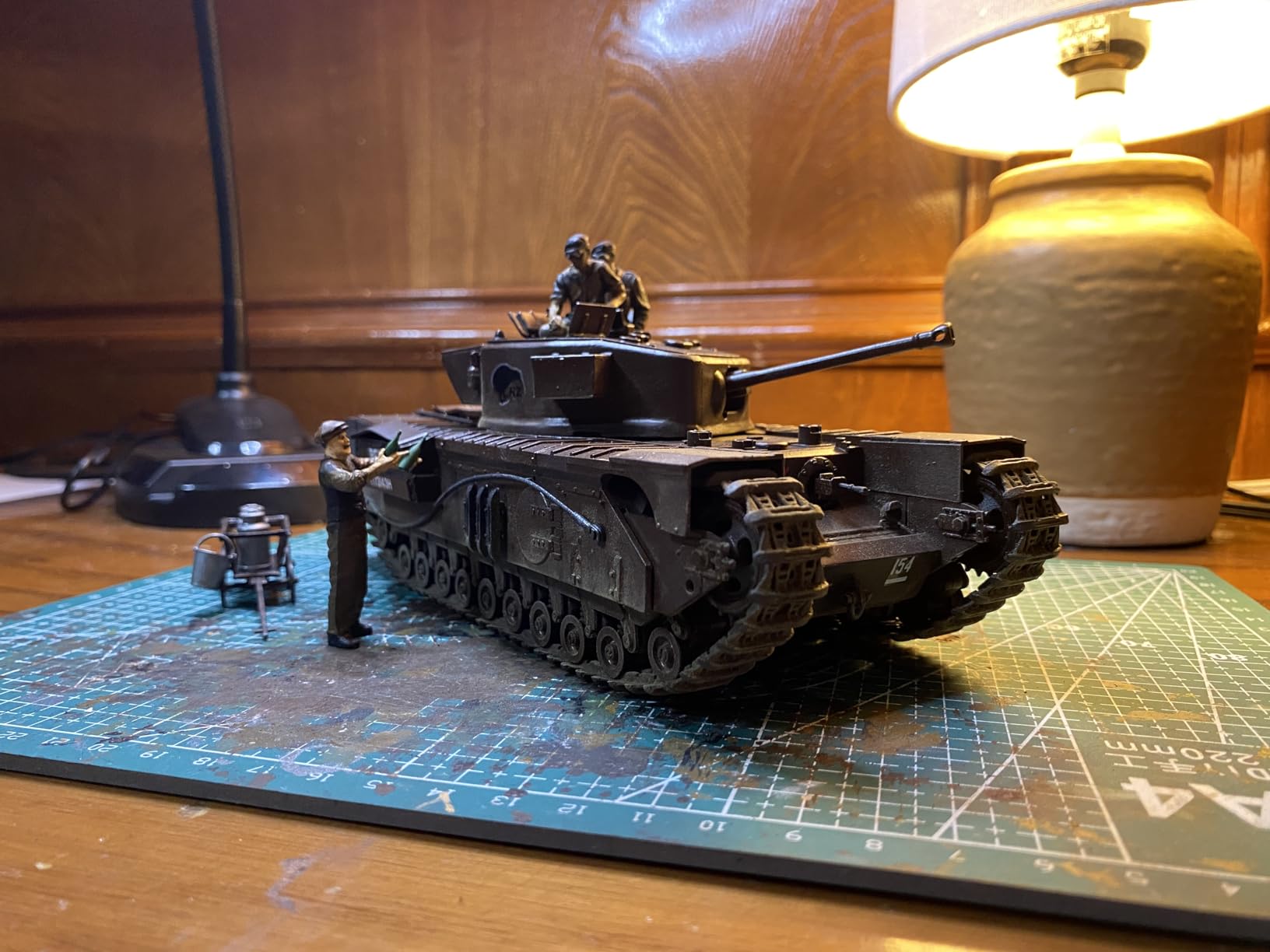 Tamiya 35210 1/35 British Churchill MKVII Tank Plastic Model Kit customer photo 1