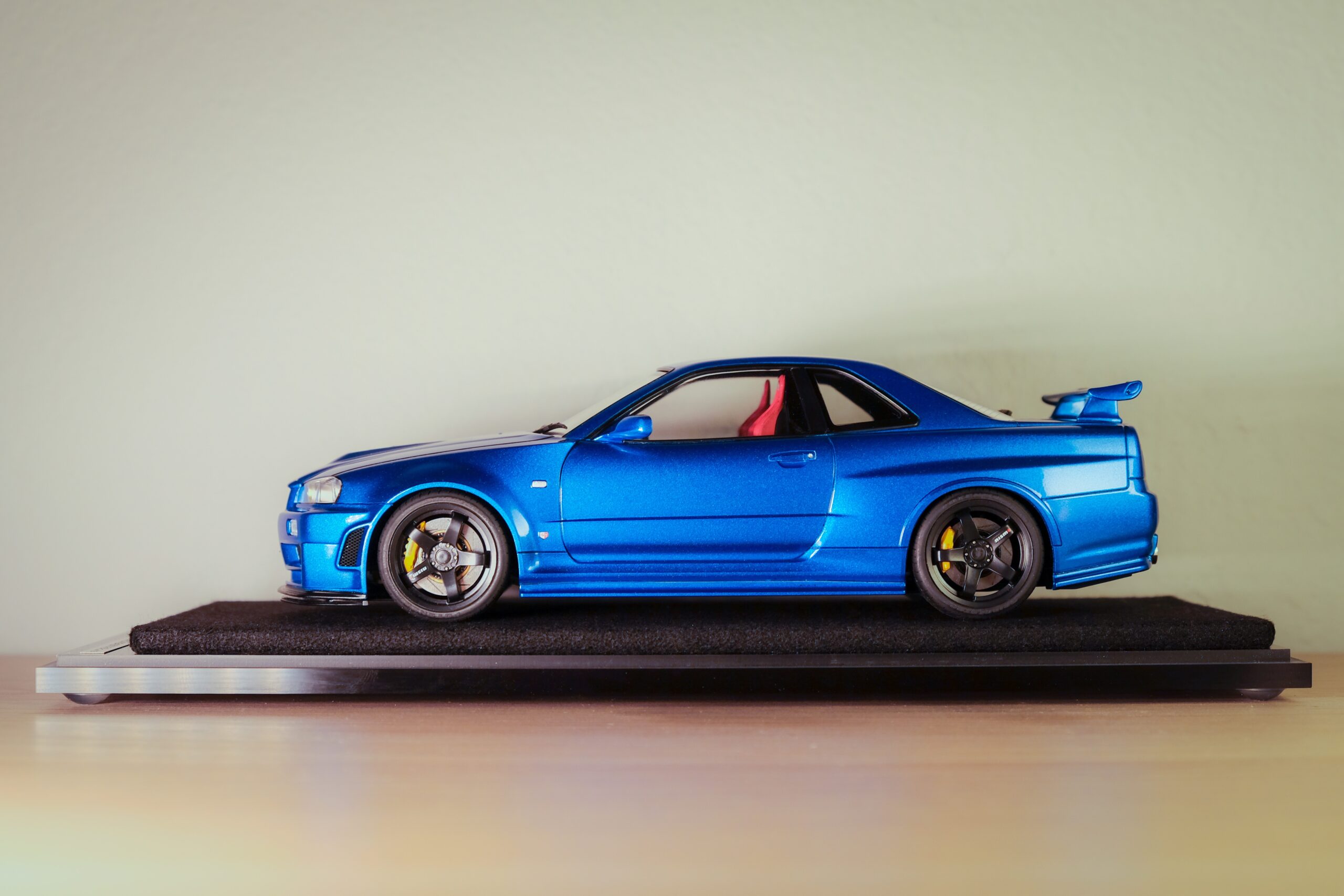 Tamiya Nissan Skyline GT-R R34 - Nismo Z-Tune 1/24 Scale Model Kit 24282 customer photo 3