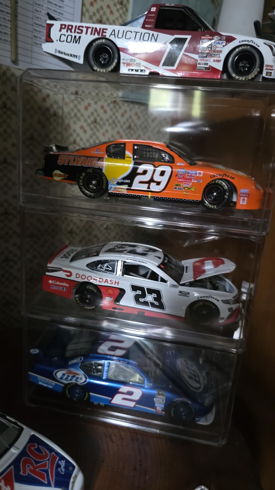 Pioneer Plastics 094C Clear Plastic Display Case for 1:24 Scale Cars customer photo 1