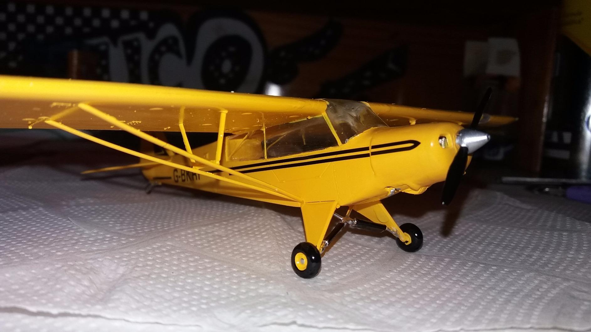 Minicraft Piper Super Cub Airplane Model Kit (1/48 Scale) customer photo 1