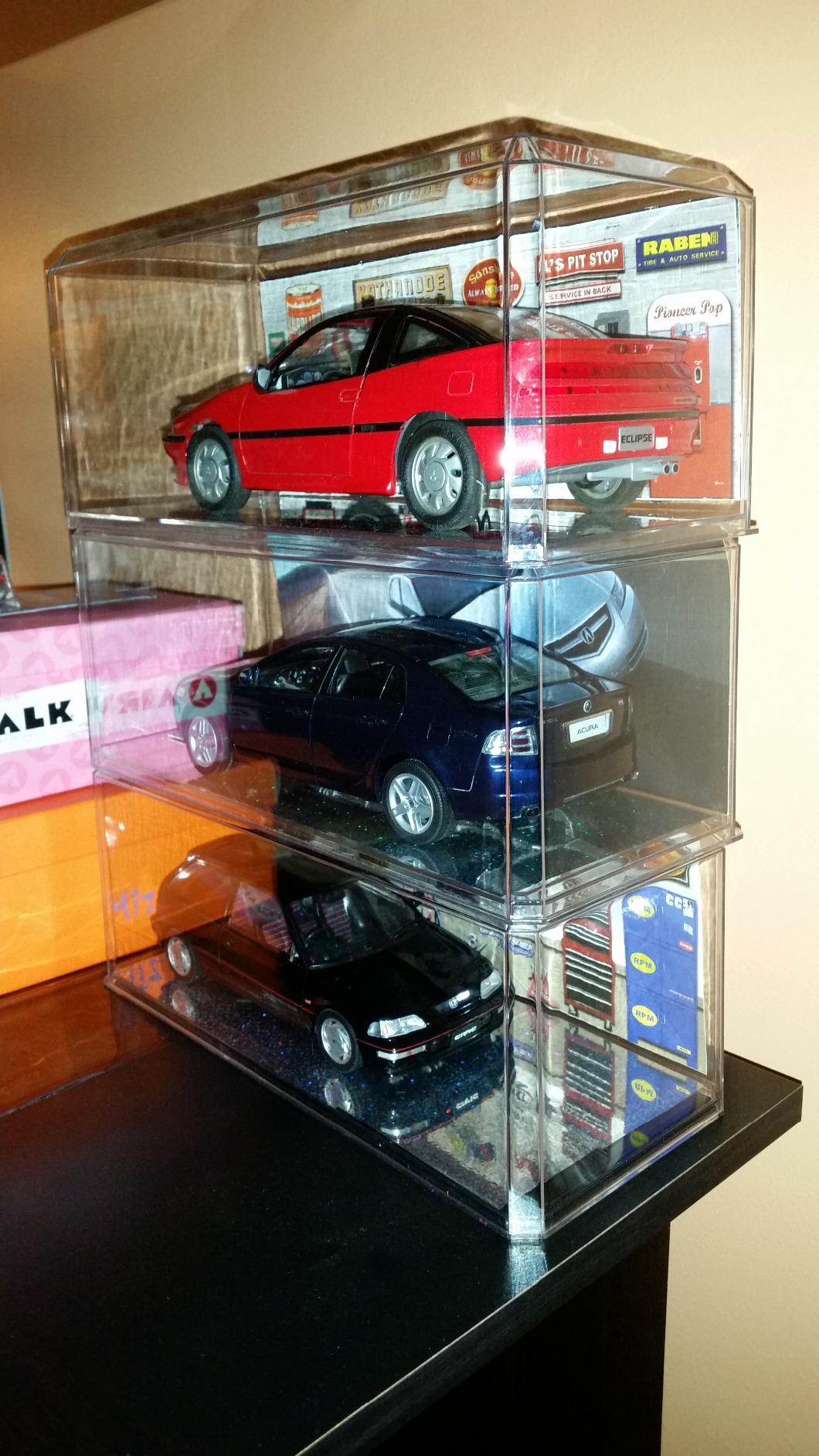 Pioneer Plastics 355C Clear Plastic Display Case for 1:18 Scale Cars, 13