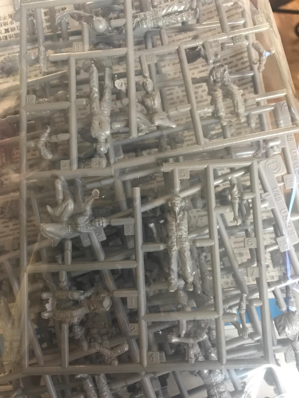 Hasegawa X48-5 US Air Force Pilot / Ground Crew Set B customer photo 2