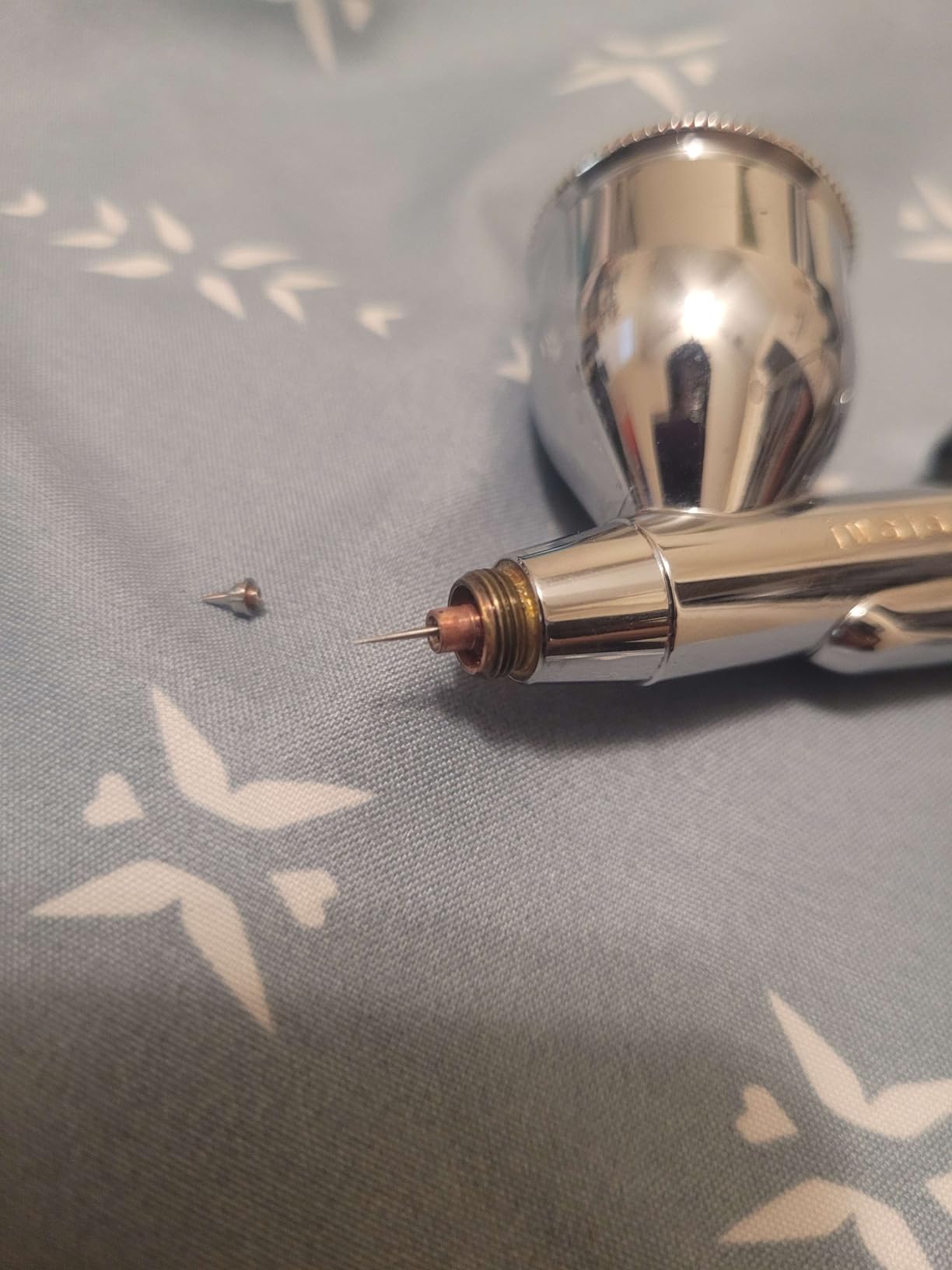 Iwata - Hp-C Plus Paint Brush (4004) customer photo 1