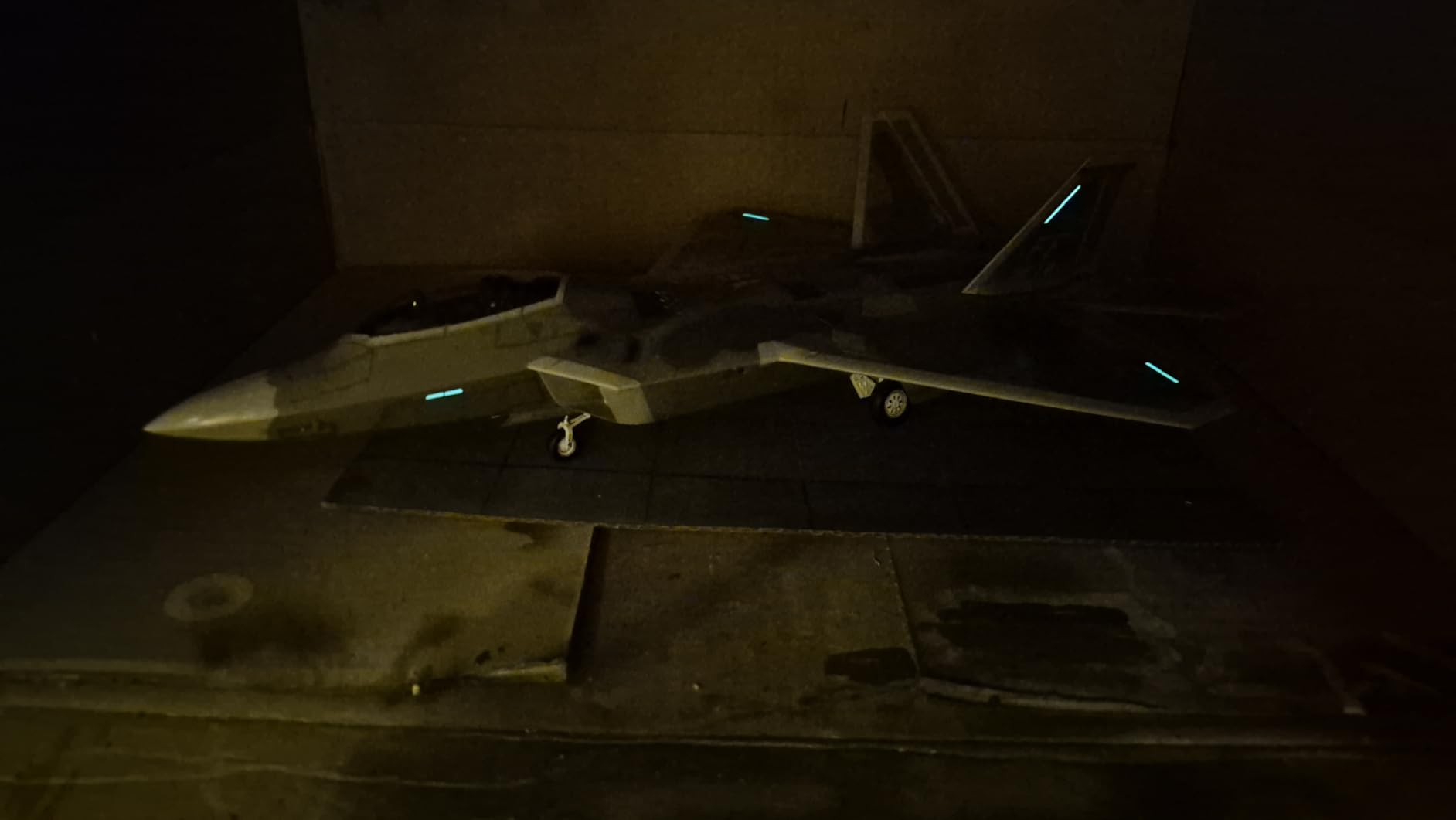 Academy F-22A Air Dominance Fighter customer photo 2