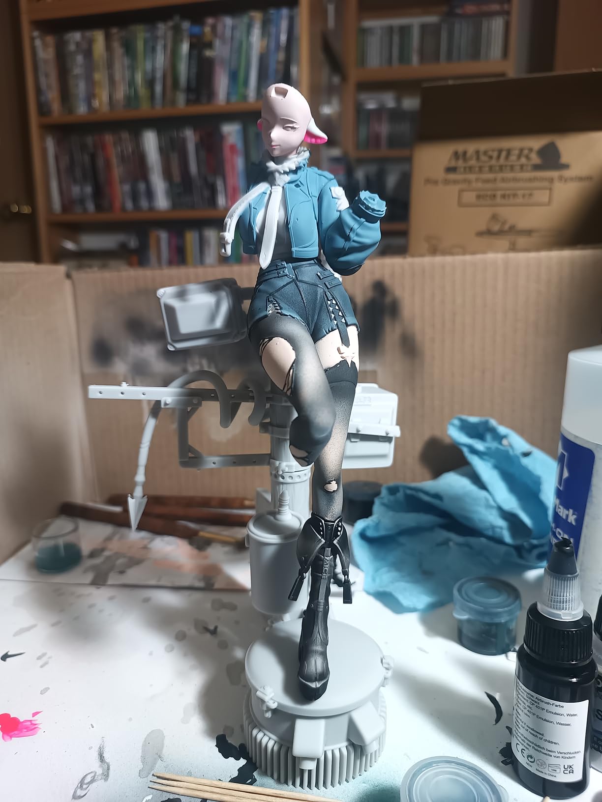 Master Airbrush Multi-Purpose Gravity Feed Air Brush Kit with Air Compressor - Model G22 customer photo 1