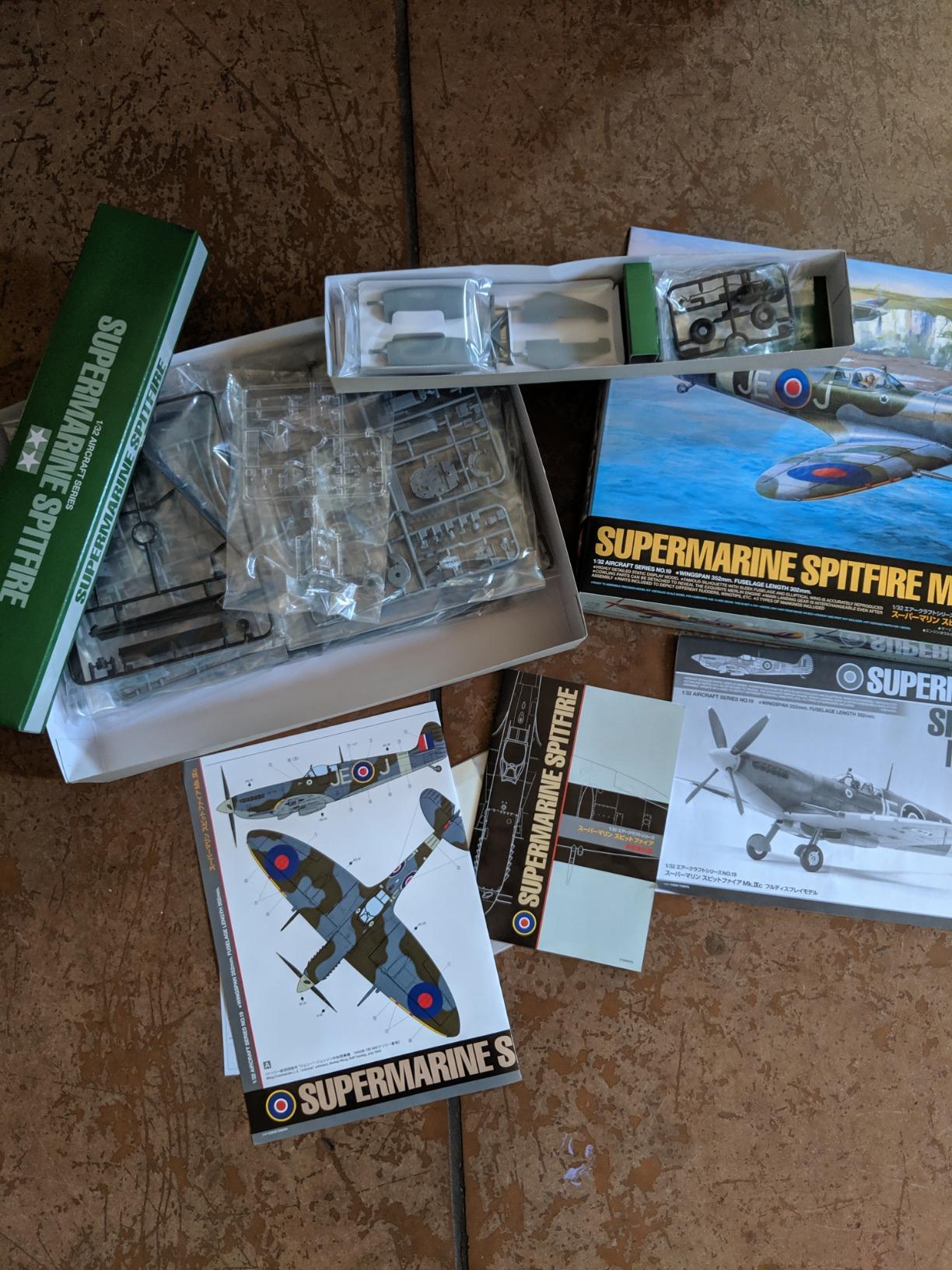 Tamiya Spitfire Mk.IX Hobby Model Kit customer photo 2