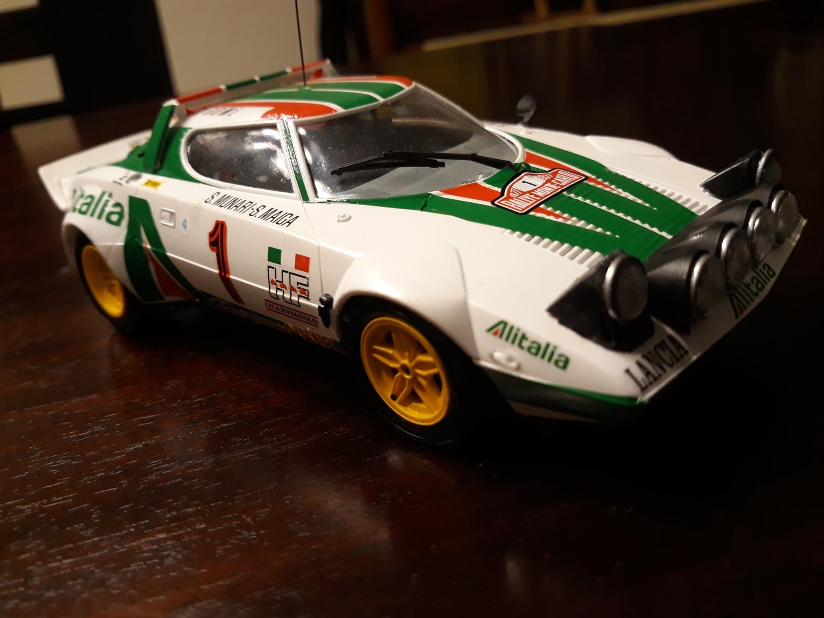 Hasegawa 1/24 Lancia Stratos HF, 1977 Monte Carlo Rally Model Kit customer photo 2