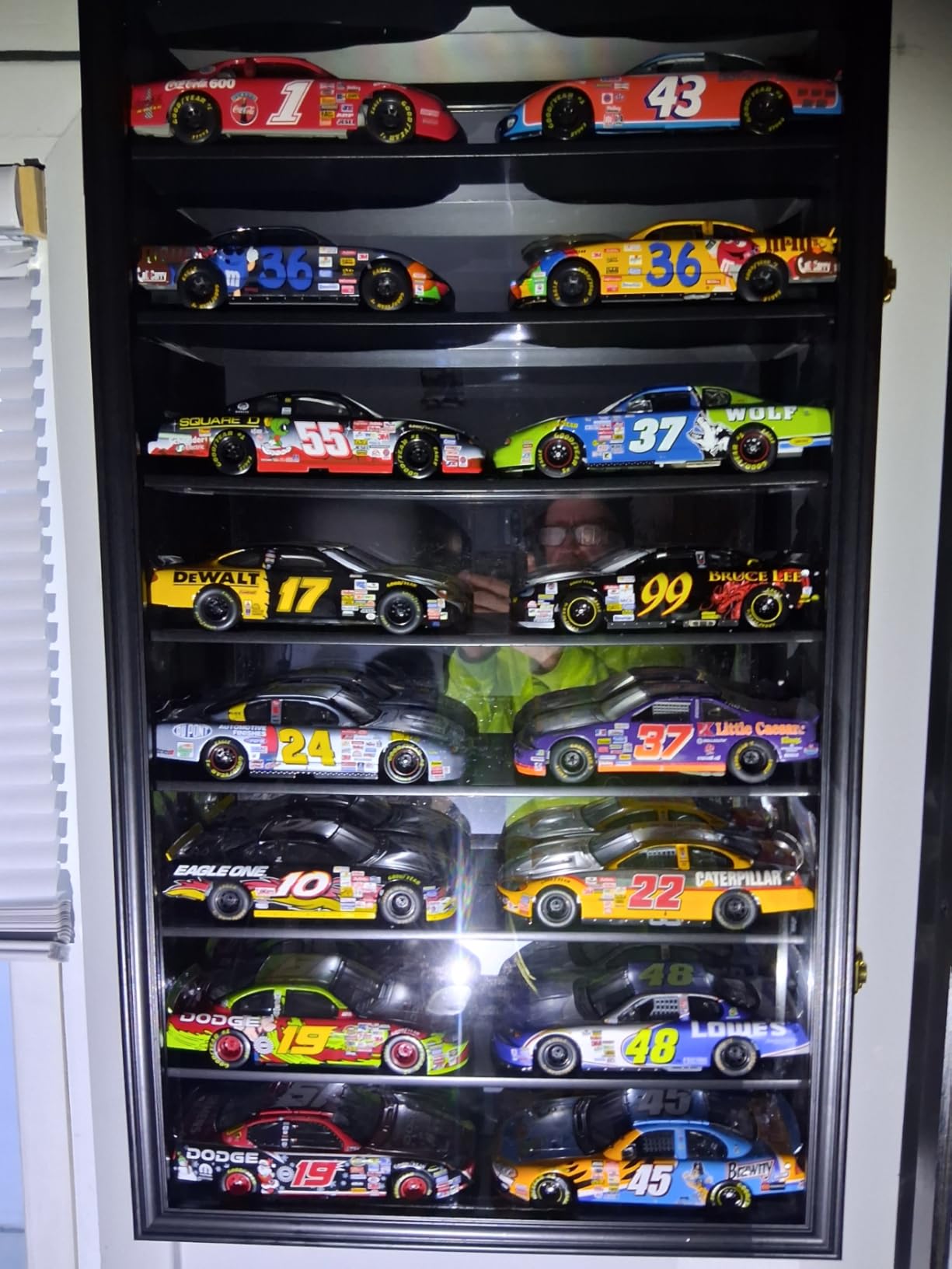 Clear Acrylic Display Case for 1:24 Scale Diecast Toy Model Cars Hot Small Toy Wheels Storage Showcase, 98% UV Protection, 4mm Thick Acrylic 24 Compartments customer photo 1