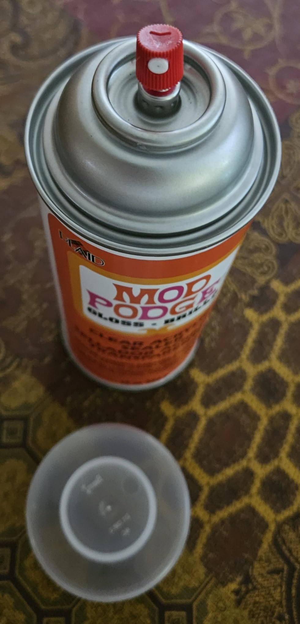 Mod Podge Spray Acrylic Sealer, Crystal Clear, Non-Yellowing, 12 ounce customer photo 2