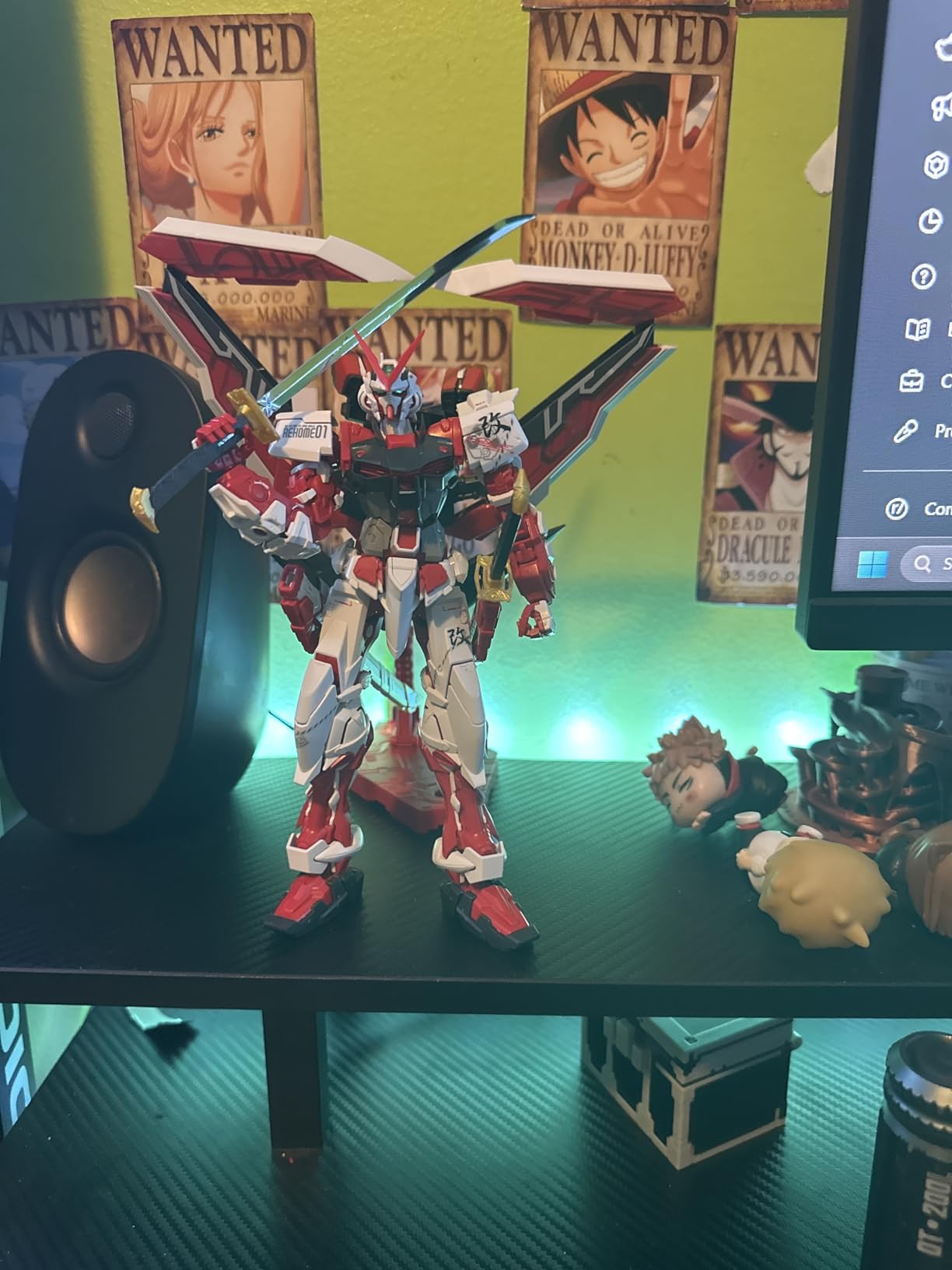 Bandai Hobby - Gundam Seed Astray - Gundam Astray Red Frame Custom MG 1/100 Model Kit customer photo 1
