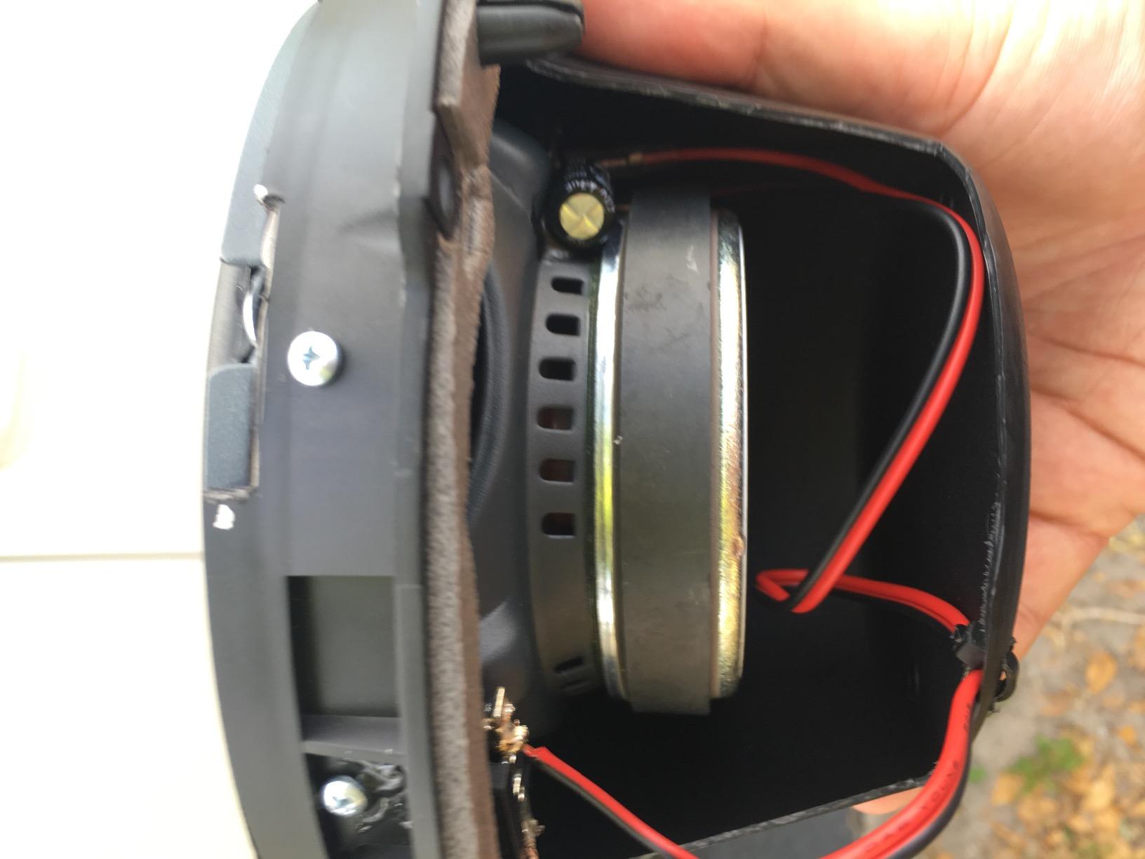 Metra Electronics 81-4300 Universal Speaker Baffle customer photo 1