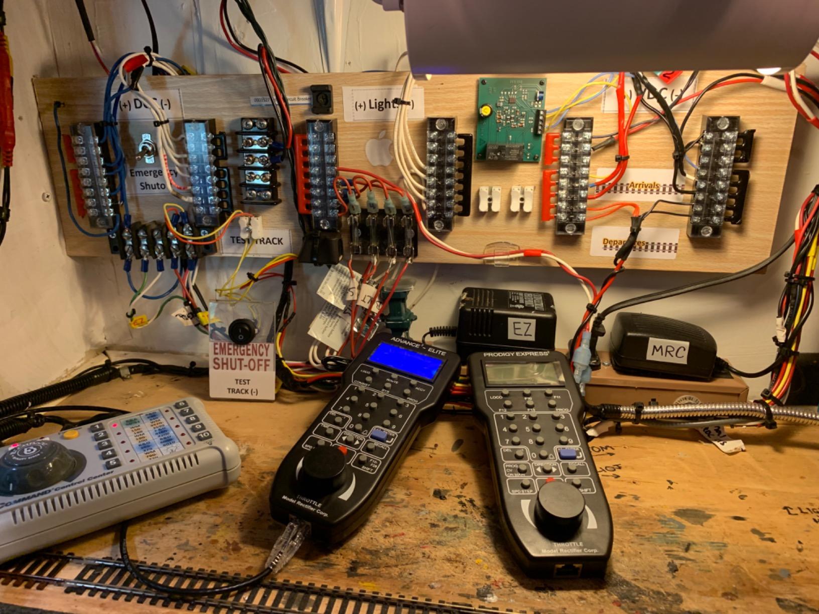 Digitrax AR1 Single Auto Reverser customer photo 1