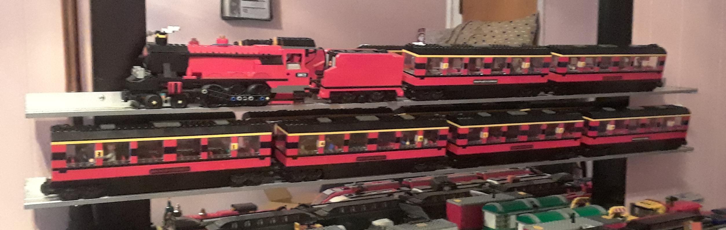 O Scale Train Display Shelf - Set of 2 / O Gauge Model Railroad customer photo 2