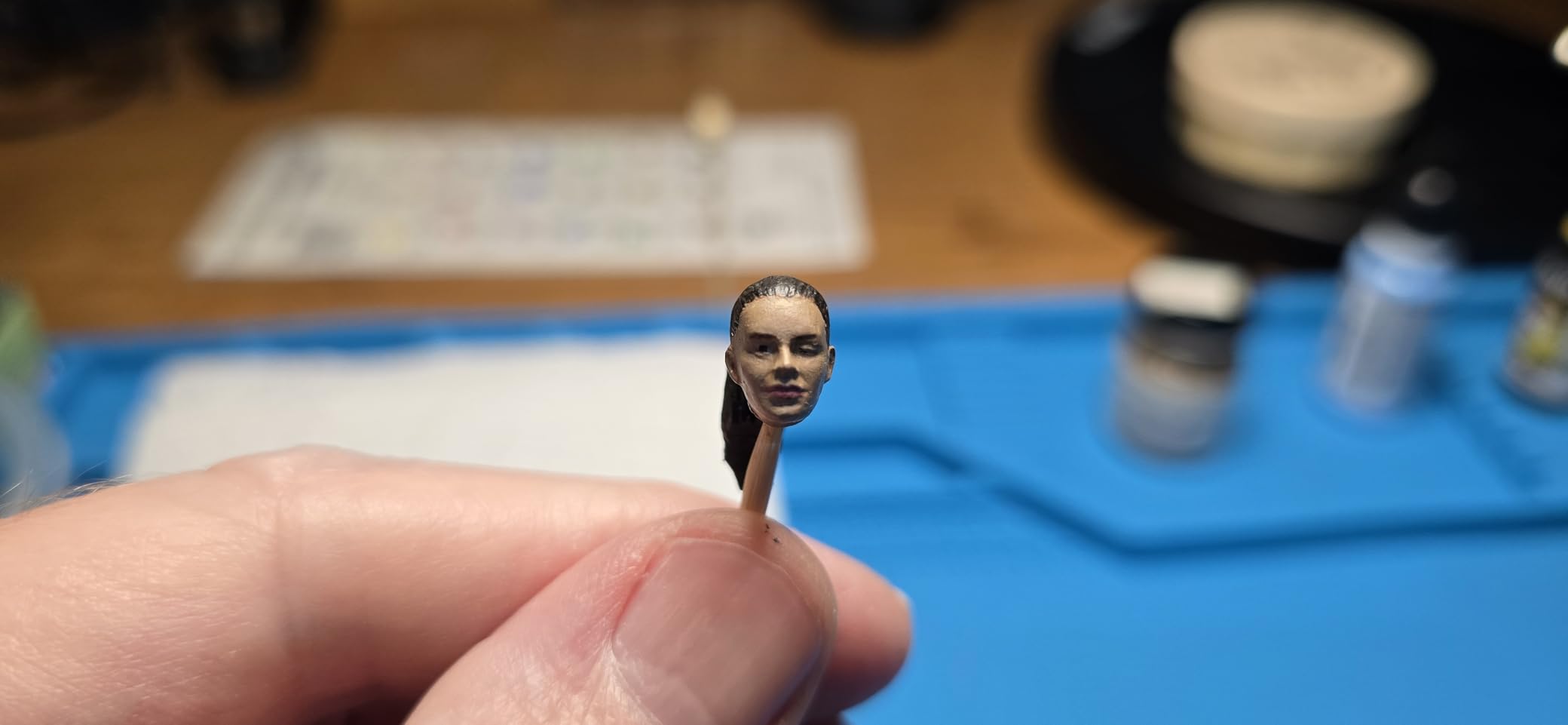 300087126 - WC Aging Set G Figures I customer photo 1