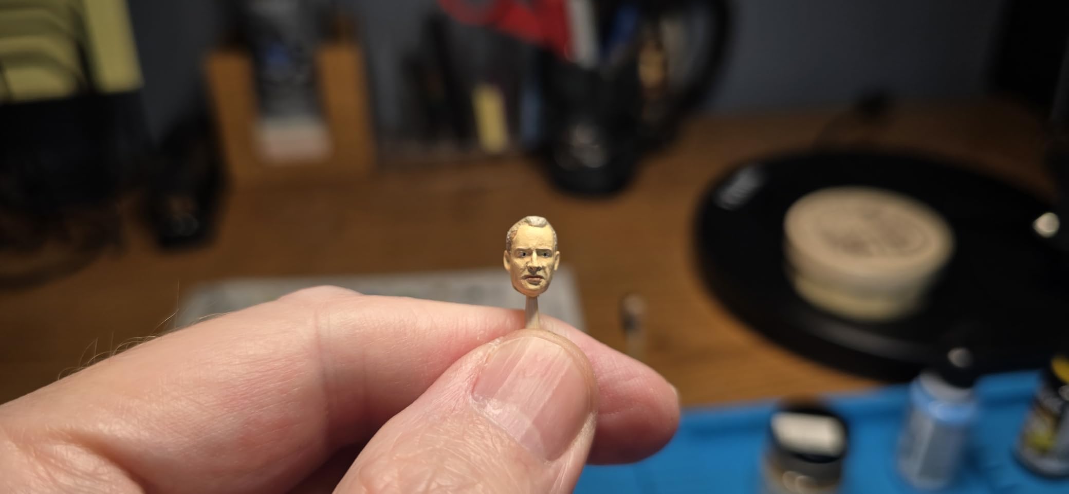 300087126 - WC Aging Set G Figures I customer photo 2