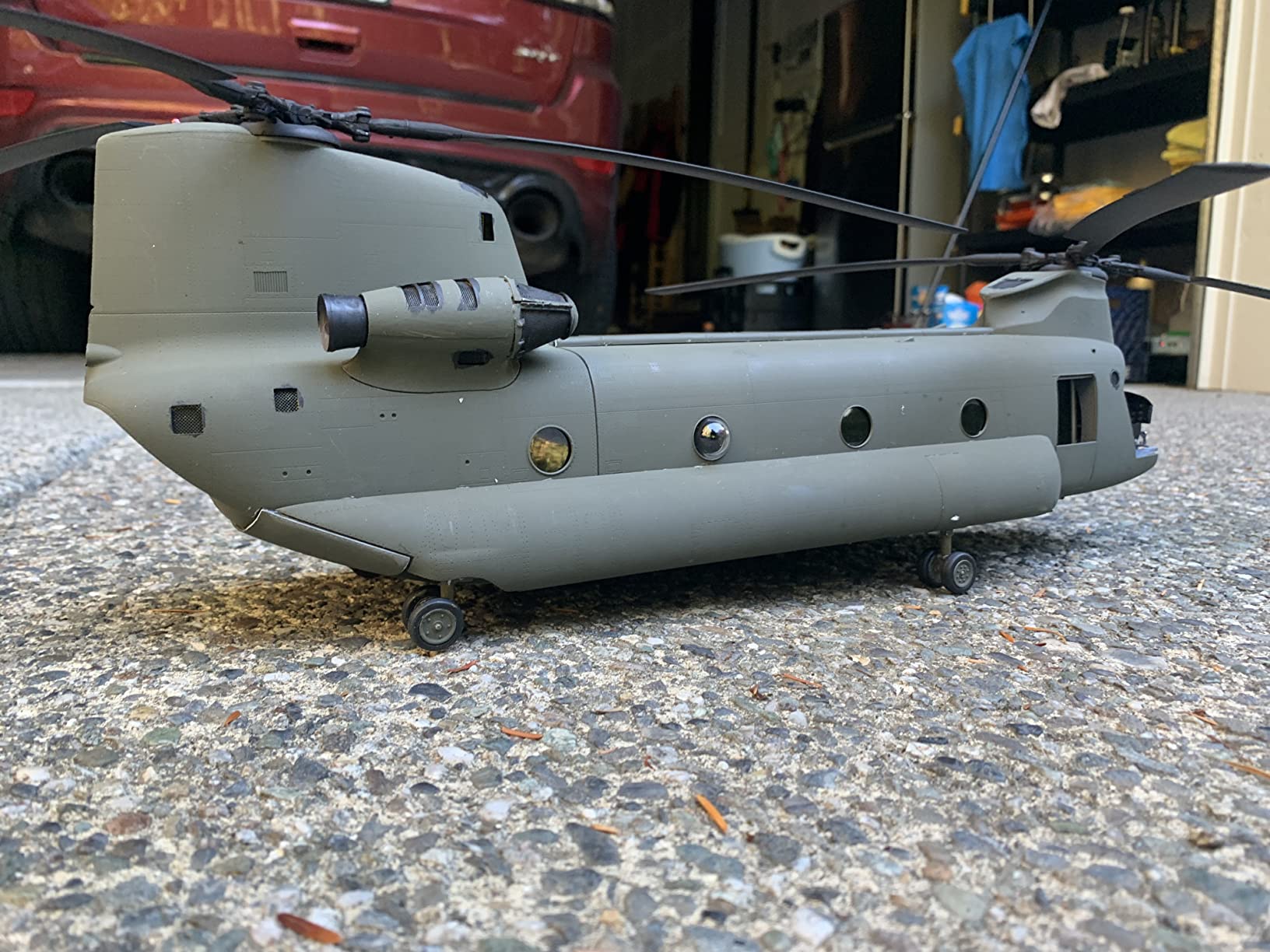 Trumpeter 1/35 Scale CH47A Chinook Helicopter customer photo 3