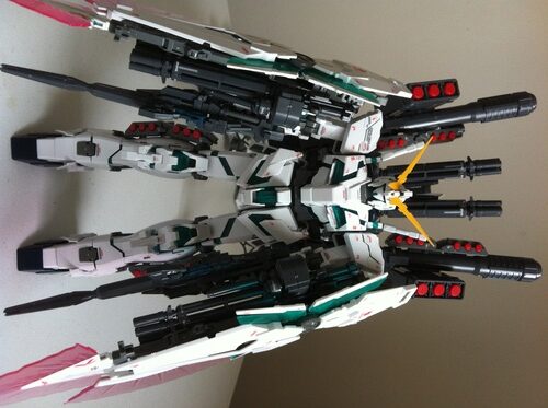 Bandai RX-0 Full Armor Unicorn Gundam Ver.Ka 1/100 Master Grade customer photo 1