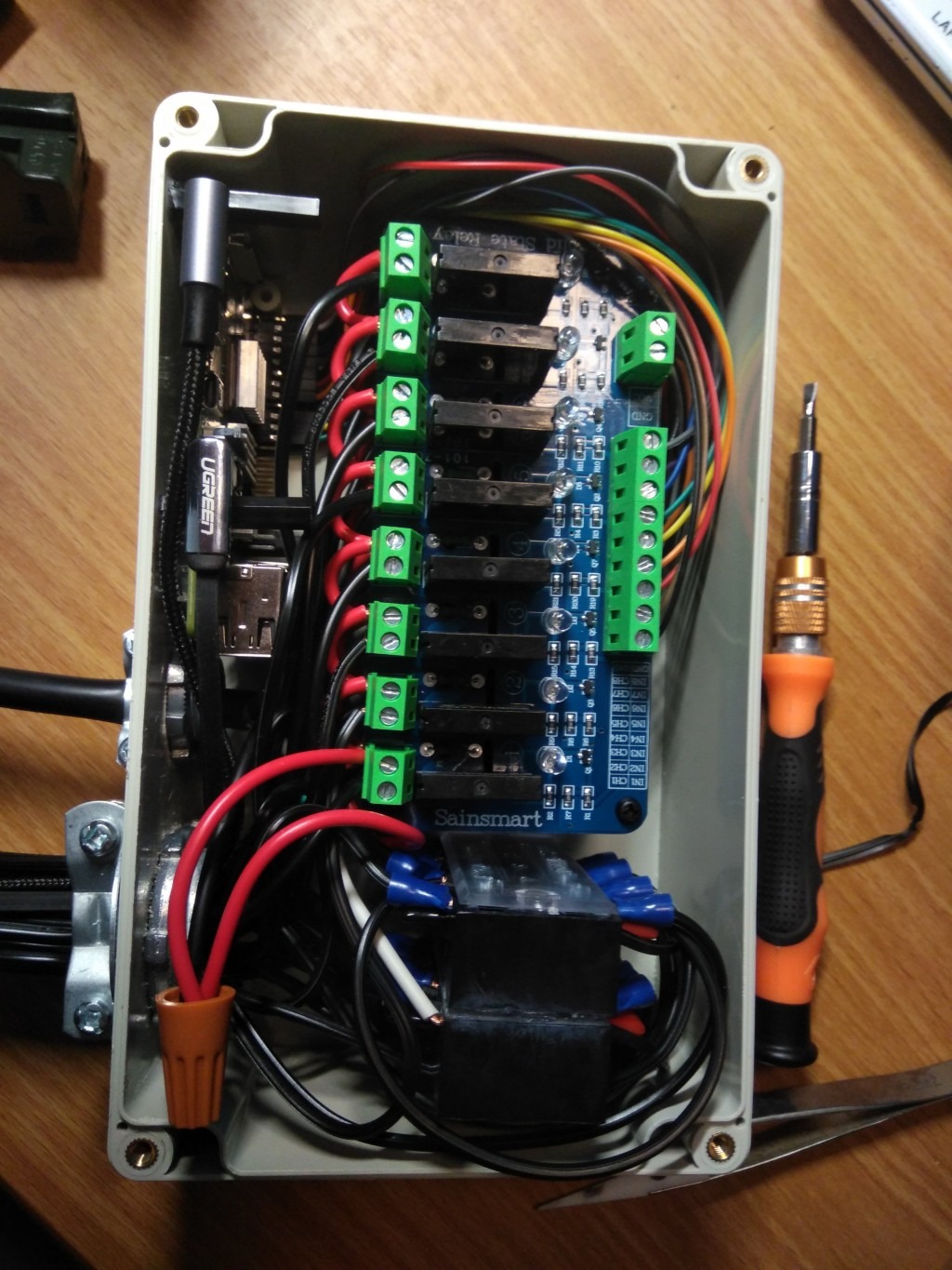 SainSmart 8-Channel 5V Solid State Relay Module Board for Arduino Uno Duemilanove MEGA2560 MEGA1280 ARM DSP PIC customer photo 1