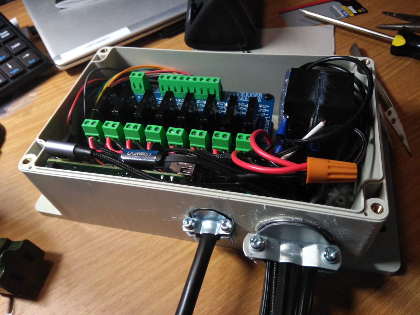 SainSmart 8-Channel 5V Solid State Relay Module Board for Arduino Uno Duemilanove MEGA2560 MEGA1280 ARM DSP PIC customer photo 2